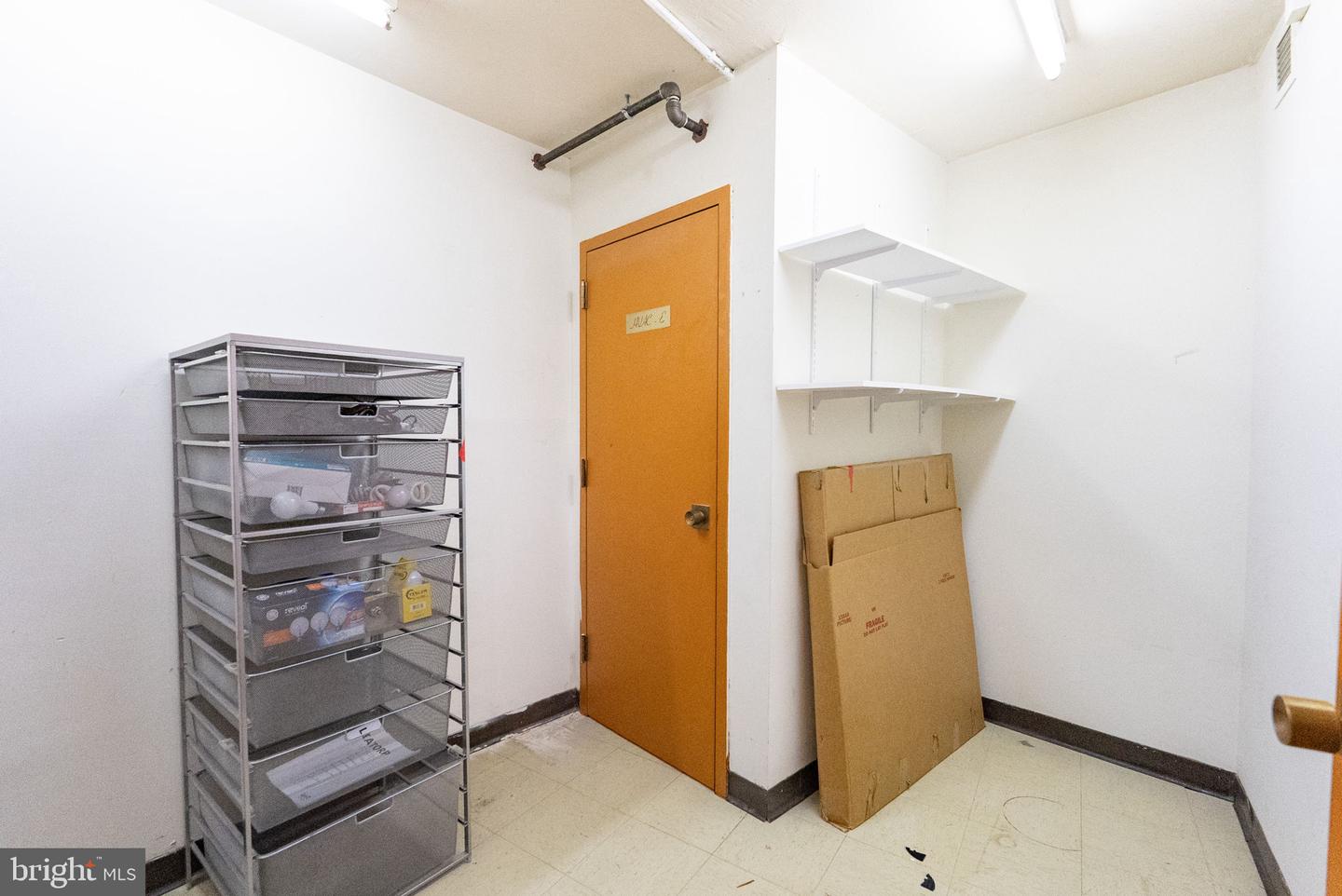 1101 S ARLINGTON RIDGE RD #313, ARLINGTON, Virginia 22202, 2 Bedrooms Bedrooms, 7 Rooms Rooms,2 BathroomsBathrooms,Residential,For sale,1101 S ARLINGTON RIDGE RD #313,VAAR2063160 MLS # VAAR2063160