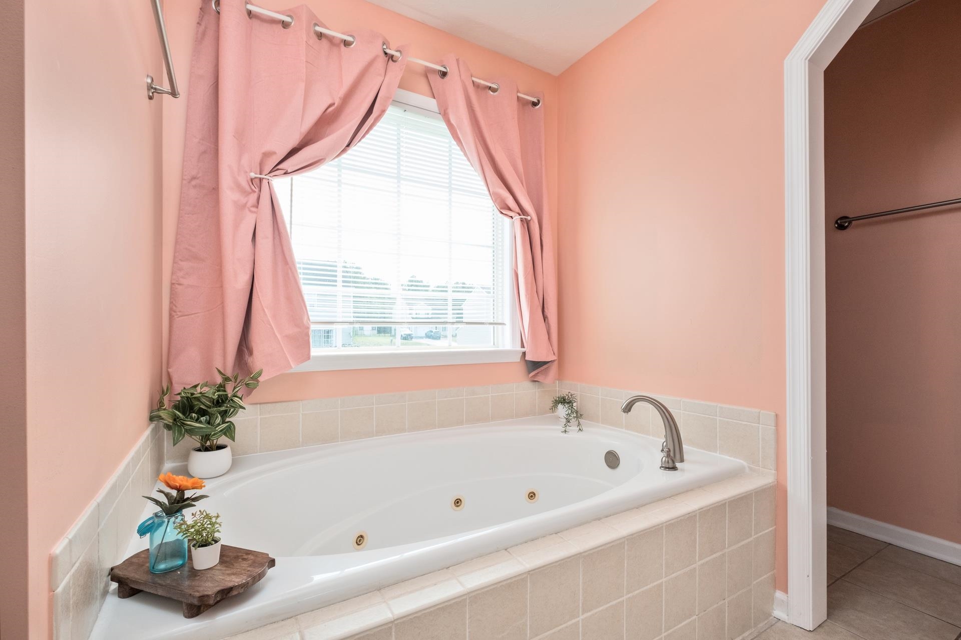 77 LAUREL WOOD DR, WAYNESBORO, Virginia 22980, 4 Bedrooms Bedrooms, ,2 BathroomsBathrooms,Residential,77 LAUREL WOOD DR,668895 MLS # 668895