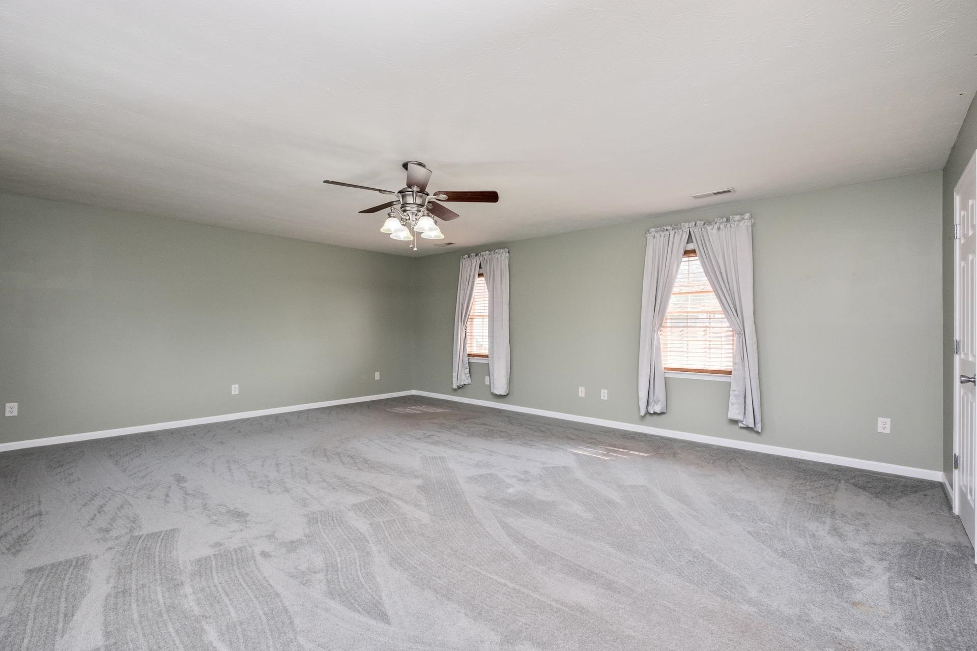 77 LAUREL WOOD DR, WAYNESBORO, Virginia 22980, 4 Bedrooms Bedrooms, ,2 BathroomsBathrooms,Residential,77 LAUREL WOOD DR,668895 MLS # 668895