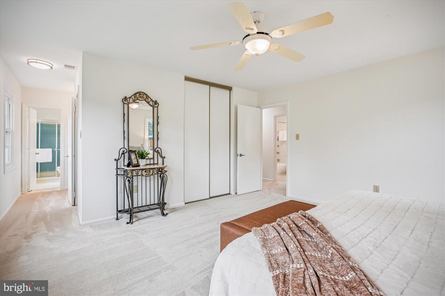 6013 FRANCONIA FOREST LN, ALEXANDRIA, Virginia 22310, 5 Bedrooms Bedrooms, 15 Rooms Rooms,3 BathroomsBathrooms,Residential,For sale,6013 FRANCONIA FOREST LN,VAFX2265574 MLS # VAFX2265574