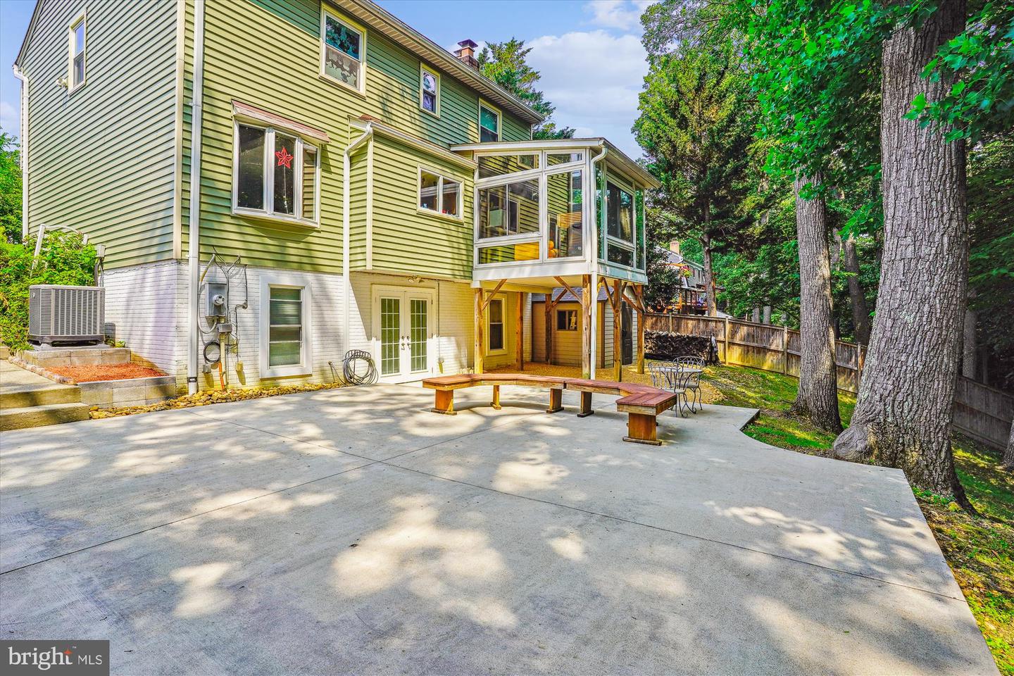 6013 FRANCONIA FOREST LN, ALEXANDRIA, Virginia 22310, 5 Bedrooms Bedrooms, 15 Rooms Rooms,3 BathroomsBathrooms,Residential,For sale,6013 FRANCONIA FOREST LN,VAFX2265574 MLS # VAFX2265574