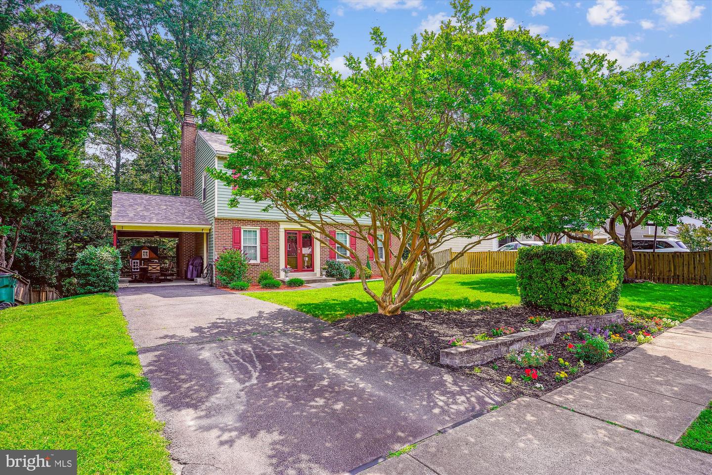 6013 FRANCONIA FOREST LN, ALEXANDRIA, Virginia 22310, 5 Bedrooms Bedrooms, 15 Rooms Rooms,3 BathroomsBathrooms,Residential,For sale,6013 FRANCONIA FOREST LN,VAFX2265574 MLS # VAFX2265574