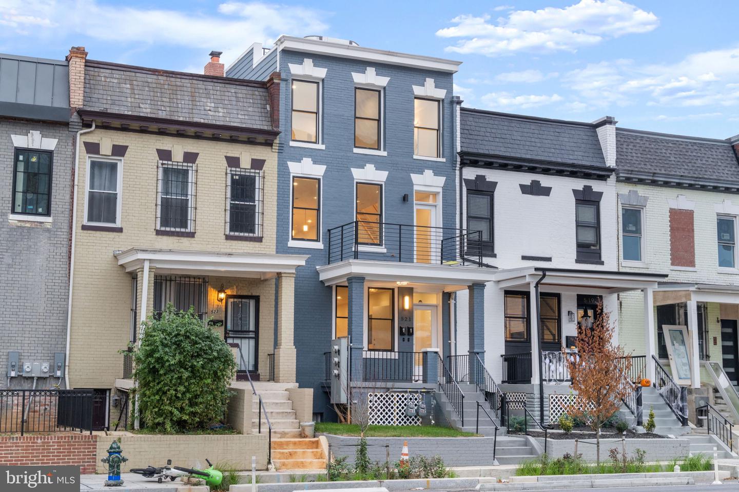 521 FLORIDA AVE NE #2, WASHINGTON, District Of Columbia 20002, 2 Bedrooms Bedrooms, ,2 BathroomsBathrooms,Residential,For sale,521 FLORIDA AVE NE #2,DCDC2221556 MLS # DCDC2221556