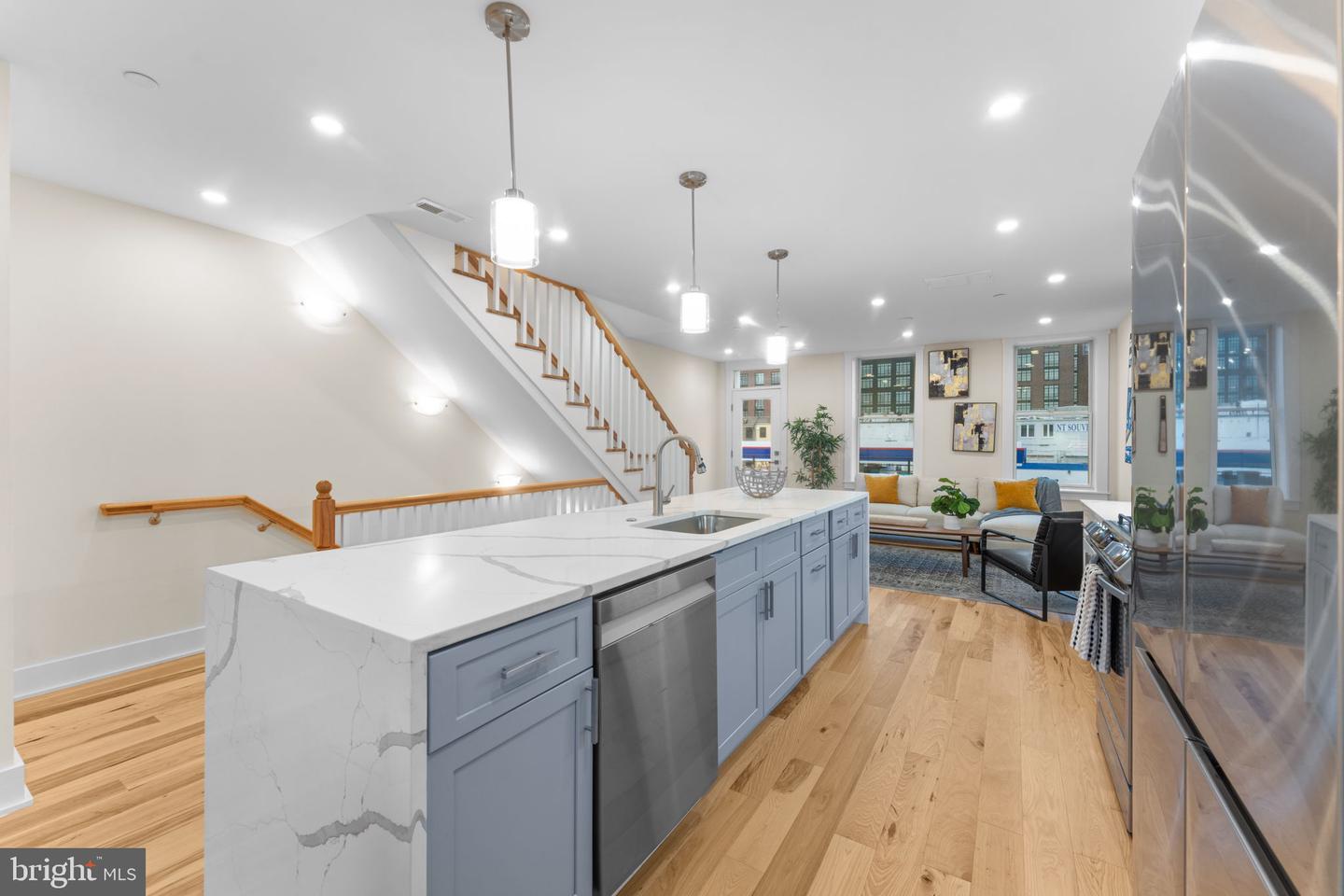 521 FLORIDA AVE NE #2, WASHINGTON, District Of Columbia 20002, 2 Bedrooms Bedrooms, ,2 BathroomsBathrooms,Residential,For sale,521 FLORIDA AVE NE #2,DCDC2221556 MLS # DCDC2221556