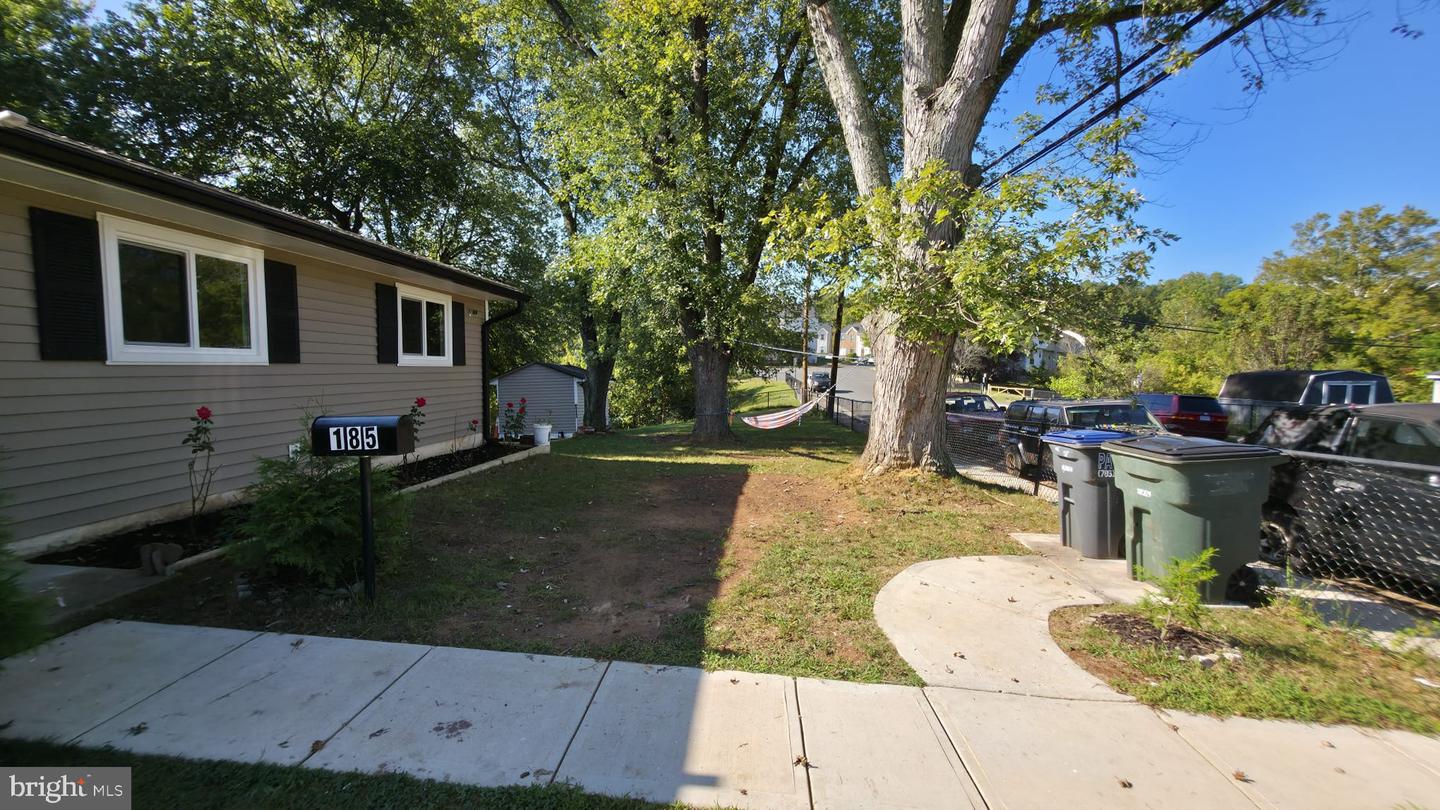 185 CABBEL DR, MANASSAS PARK, Virginia 20111, 3 Bedrooms Bedrooms, ,1 BathroomBathrooms,Residential,For sale,185 CABBEL DR,VAMP2003322 MLS # VAMP2003322