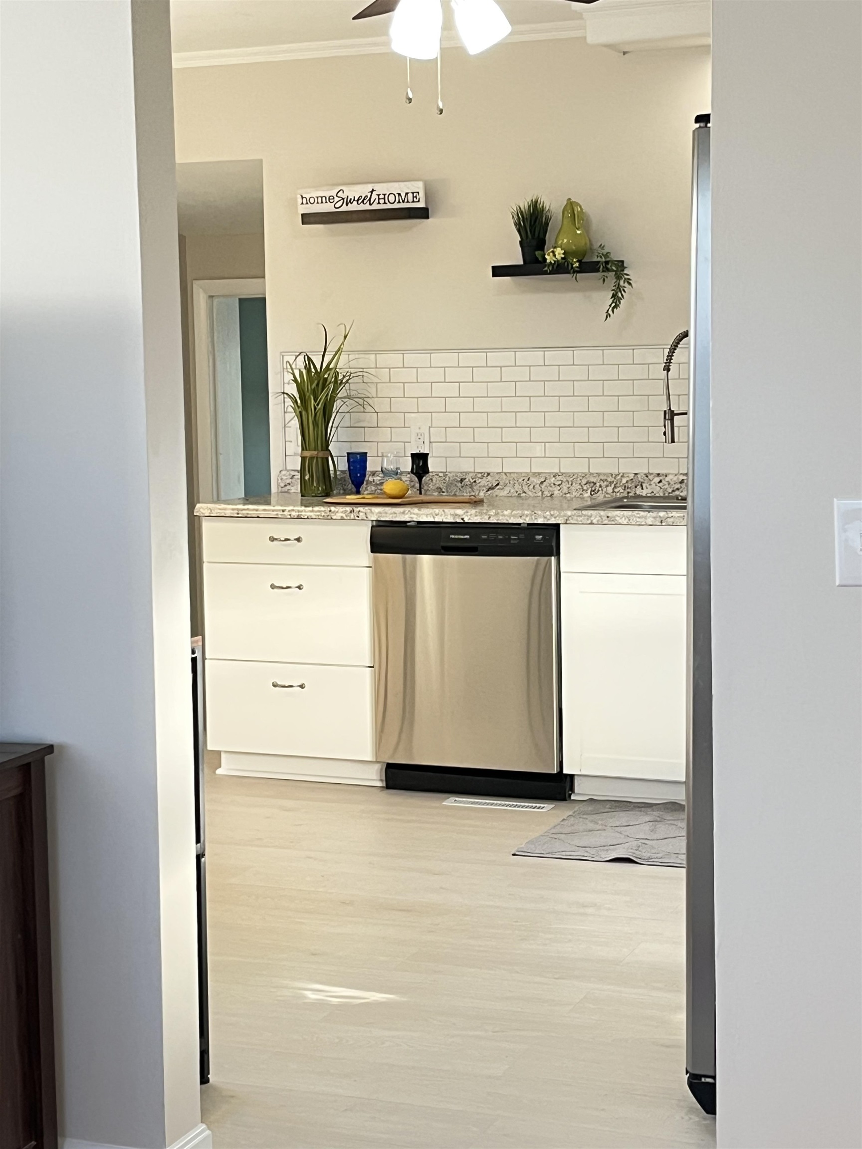 231 HOWARD AVE, WAYNESBORO, Virginia 22980, 3 Bedrooms Bedrooms, ,1 BathroomBathrooms,Residential,231 HOWARD AVE,669802 MLS # 669802