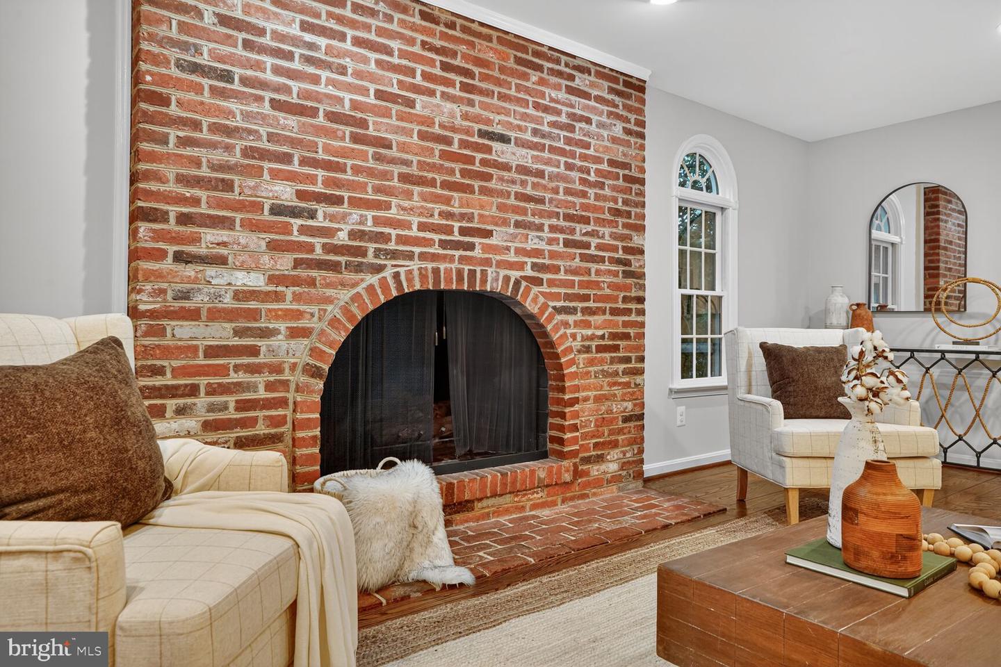 1011 HARRIMAN ST, GREAT FALLS, Virginia 22066, 4 Bedrooms Bedrooms, ,3 BathroomsBathrooms,Residential,For sale,1011 HARRIMAN ST,VAFX2268512 MLS # VAFX2268512