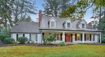 1011 HARRIMAN ST, GREAT FALLS, Virginia 22066, 4 Bedrooms Bedrooms, ,3 BathroomsBathrooms,Residential,For sale,1011 HARRIMAN ST,VAFX2268512 MLS # VAFX2268512