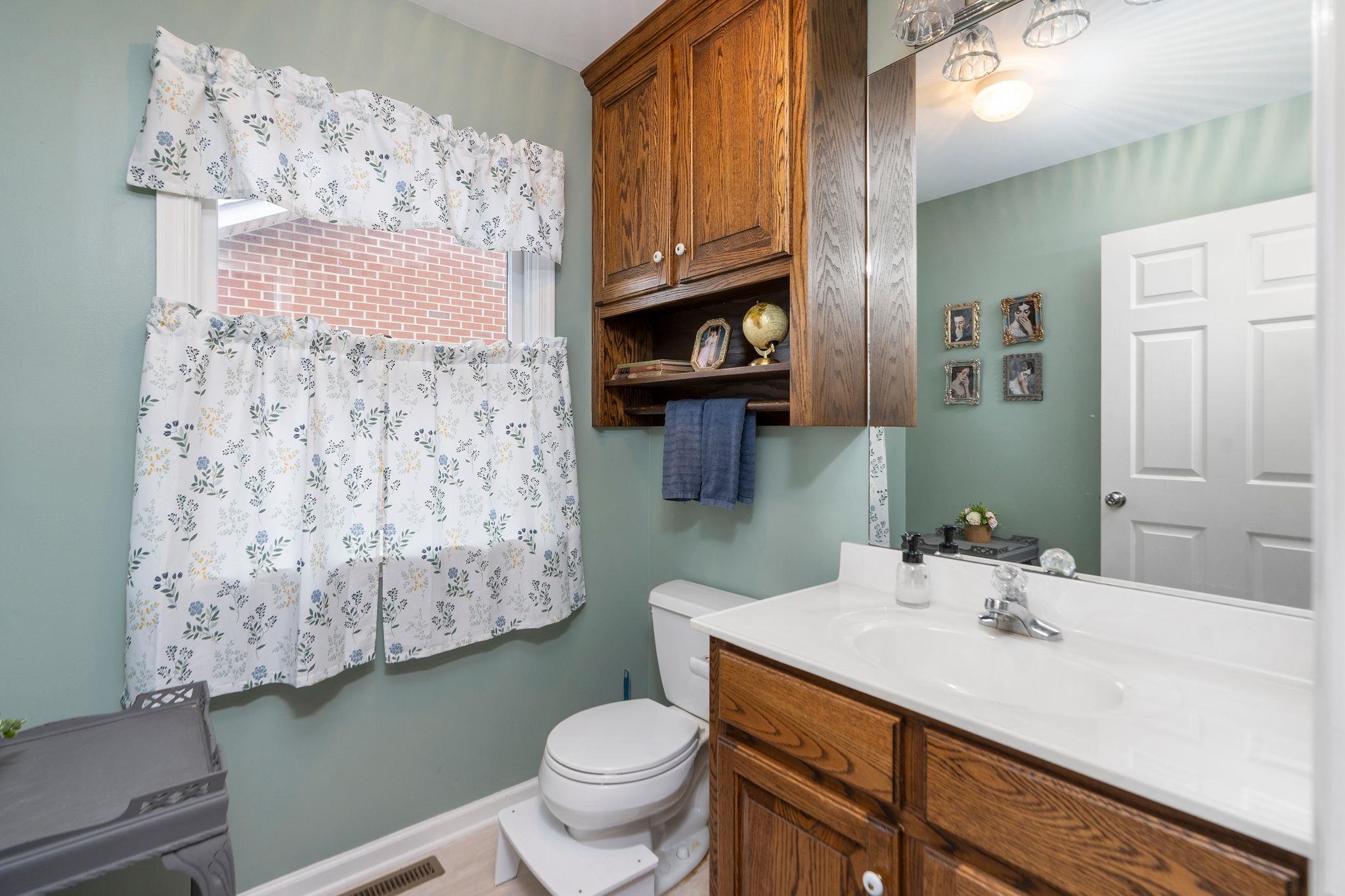 1197 ENTRY SCHOOL RD, FISHERSVILLE, Virginia 22939, 3 Bedrooms Bedrooms, ,2 BathroomsBathrooms,Residential,1197 ENTRY SCHOOL RD,670600 MLS # 670600 1197 ENTRY SCHOOL RD, FISHERSVILLE, Virginia 22939, 3 Bedrooms Bedrooms, ,2 BathroomsBathrooms,Residential,1197 ENTRY SCHOOL RD,670600 MLS # 670600