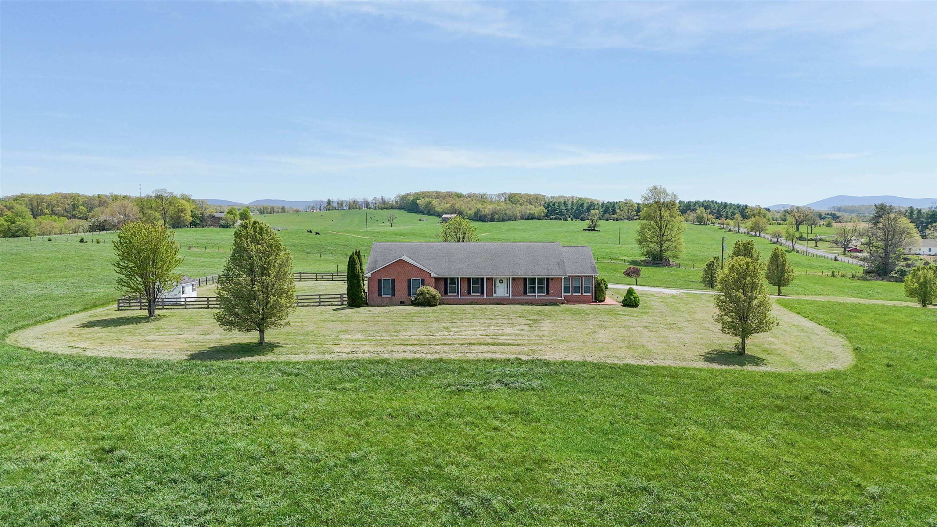 1197 ENTRY SCHOOL RD, FISHERSVILLE, Virginia 22939, 3 Bedrooms Bedrooms, ,2 BathroomsBathrooms,Residential,1197 ENTRY SCHOOL RD,670600 MLS # 670600 1197 ENTRY SCHOOL RD, FISHERSVILLE, Virginia 22939, 3 Bedrooms Bedrooms, ,2 BathroomsBathrooms,Residential,1197 ENTRY SCHOOL RD,670600 MLS # 670600