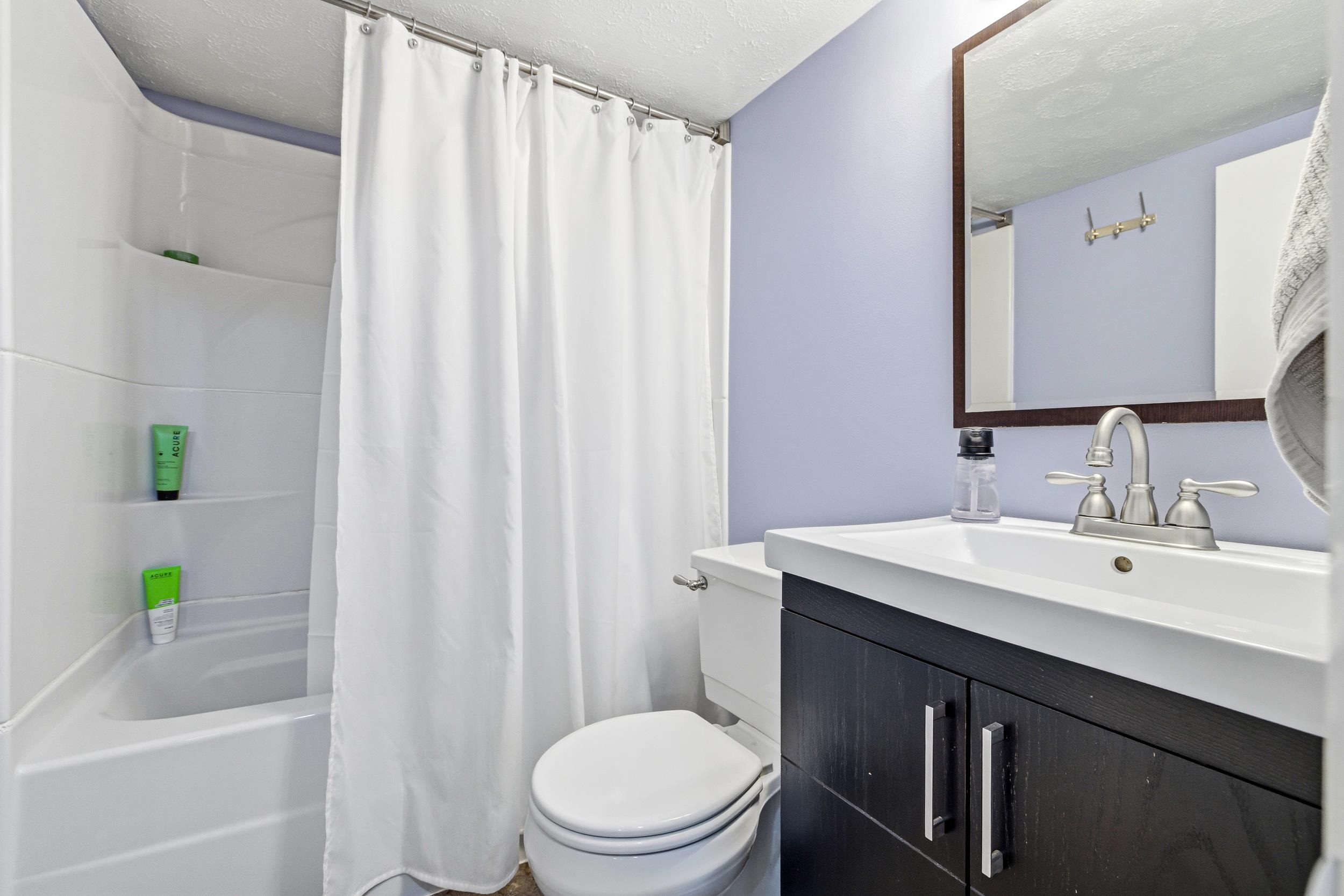 515 E WOLFE ST, HARRISONBURG, Virginia 22801, 3 Bedrooms Bedrooms, ,2 BathroomsBathrooms,Residential,515 E WOLFE ST,670609 MLS # 670609