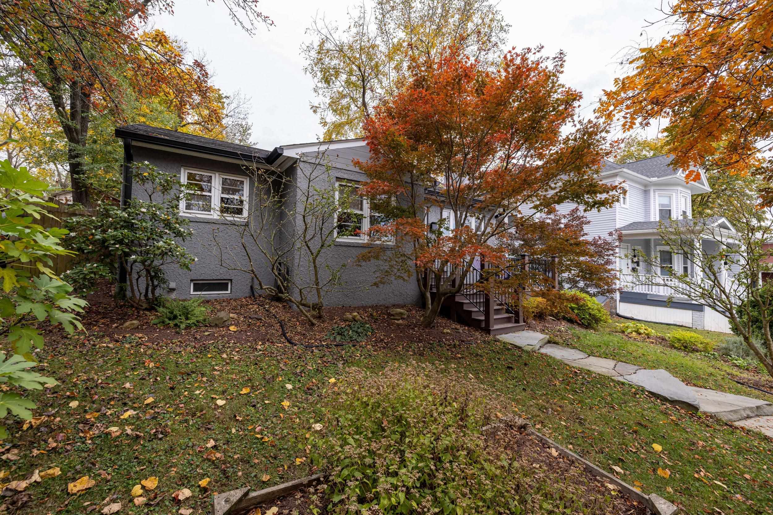 515 E WOLFE ST, HARRISONBURG, Virginia 22801, 3 Bedrooms Bedrooms, ,2 BathroomsBathrooms,Residential,515 E WOLFE ST,670609 MLS # 670609