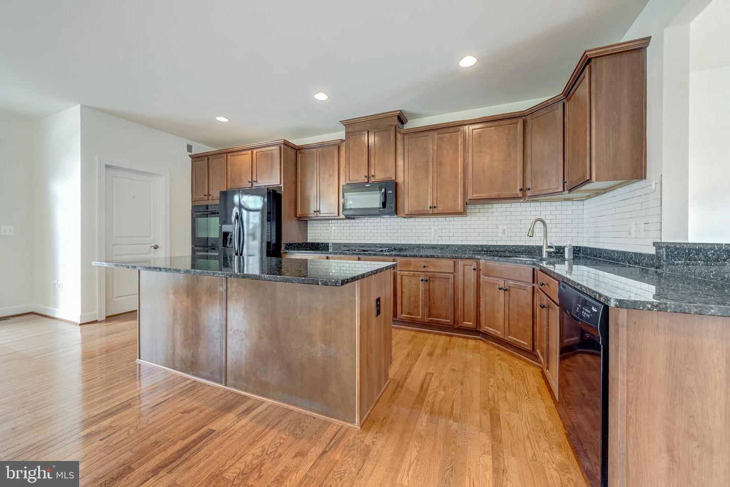 6225 SUMMIT POINT CT, ALEXANDRIA, Virginia 22310, 3 Bedrooms Bedrooms, ,3 BathroomsBathrooms,Residential,For sale,6225 SUMMIT POINT CT,VAFX2269872 MLS # VAFX2269872