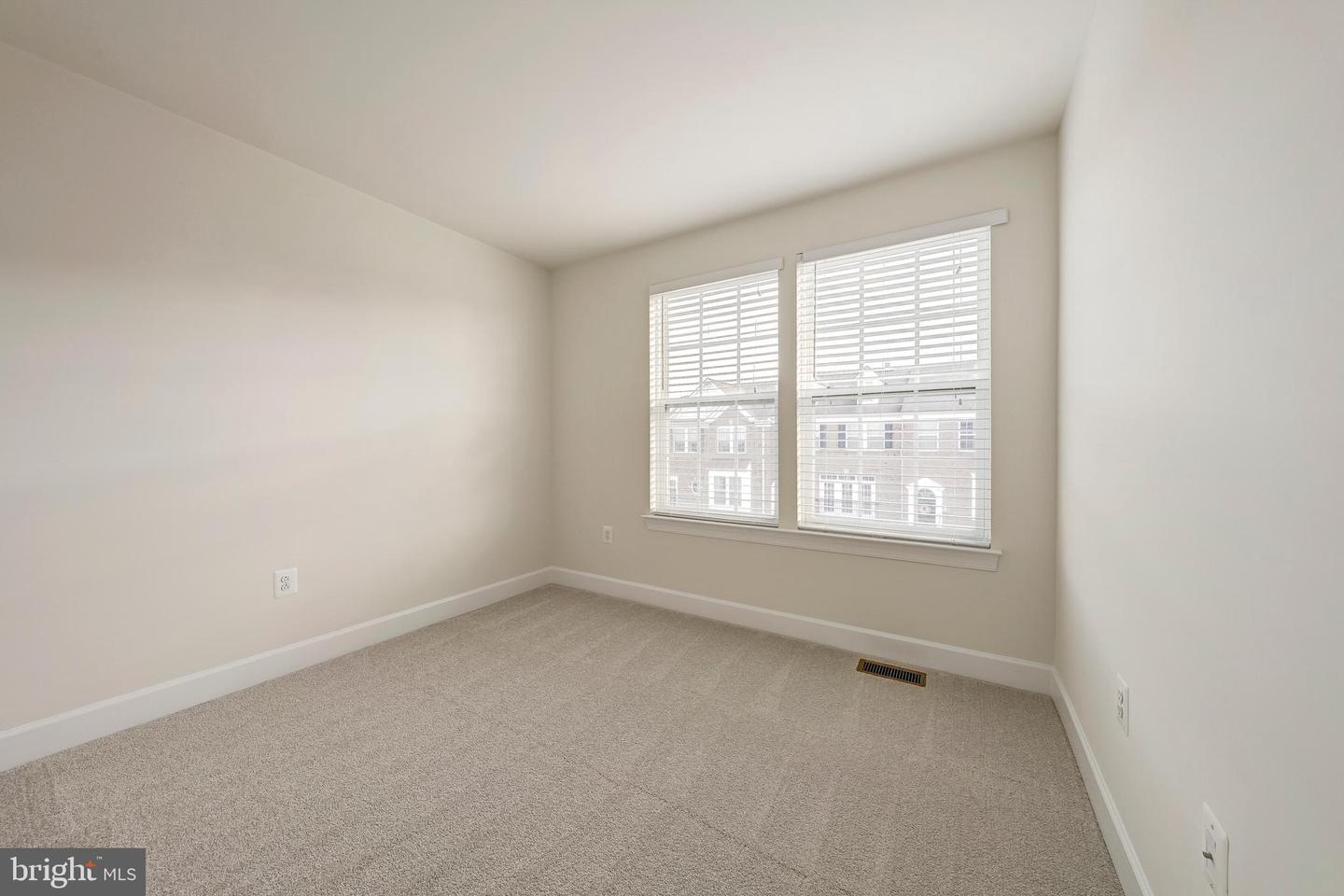 6225 SUMMIT POINT CT, ALEXANDRIA, Virginia 22310, 3 Bedrooms Bedrooms, ,3 BathroomsBathrooms,Residential,For sale,6225 SUMMIT POINT CT,VAFX2269872 MLS # VAFX2269872