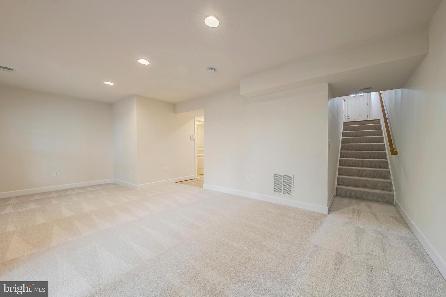 6225 SUMMIT POINT CT, ALEXANDRIA, Virginia 22310, 3 Bedrooms Bedrooms, ,3 BathroomsBathrooms,Residential,For sale,6225 SUMMIT POINT CT,VAFX2269872 MLS # VAFX2269872