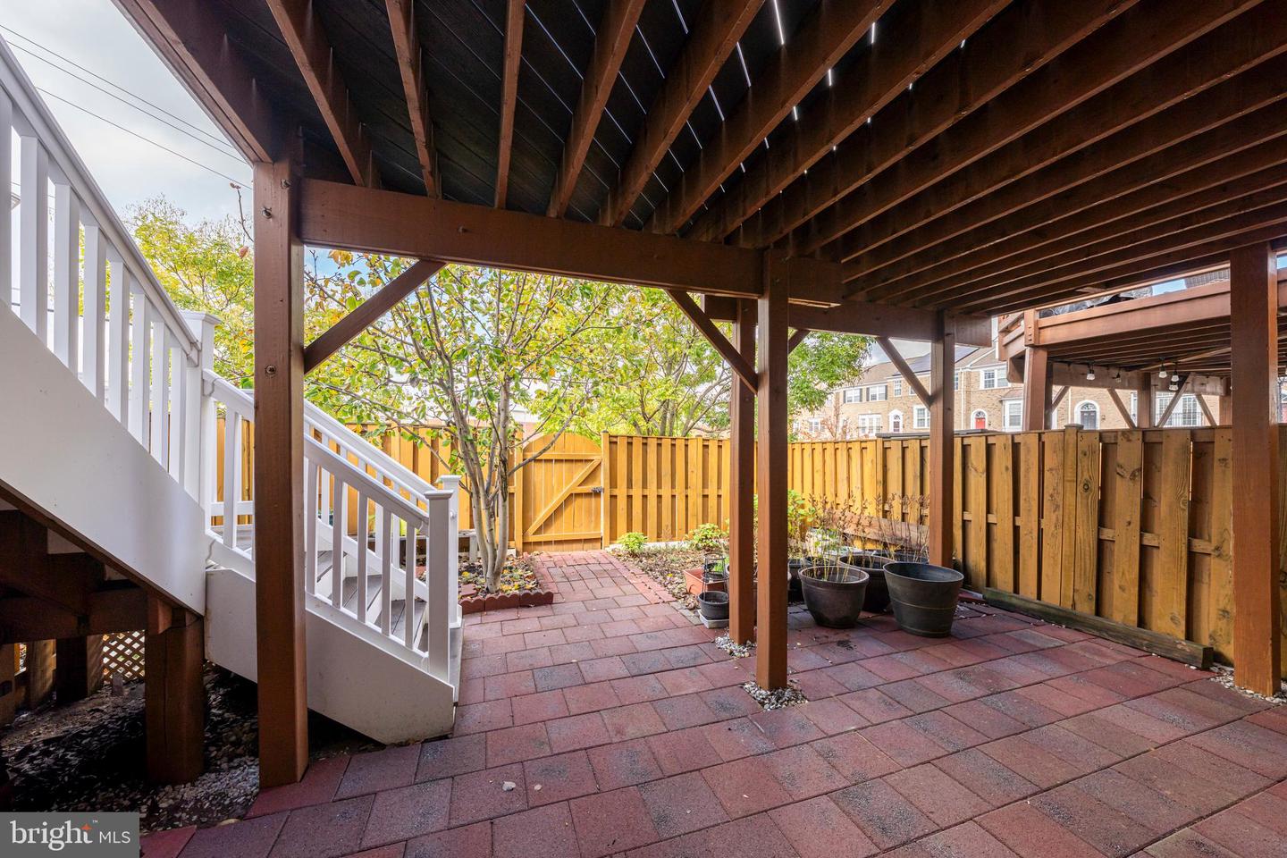 6225 SUMMIT POINT CT, ALEXANDRIA, Virginia 22310, 3 Bedrooms Bedrooms, ,3 BathroomsBathrooms,Residential,For sale,6225 SUMMIT POINT CT,VAFX2269872 MLS # VAFX2269872