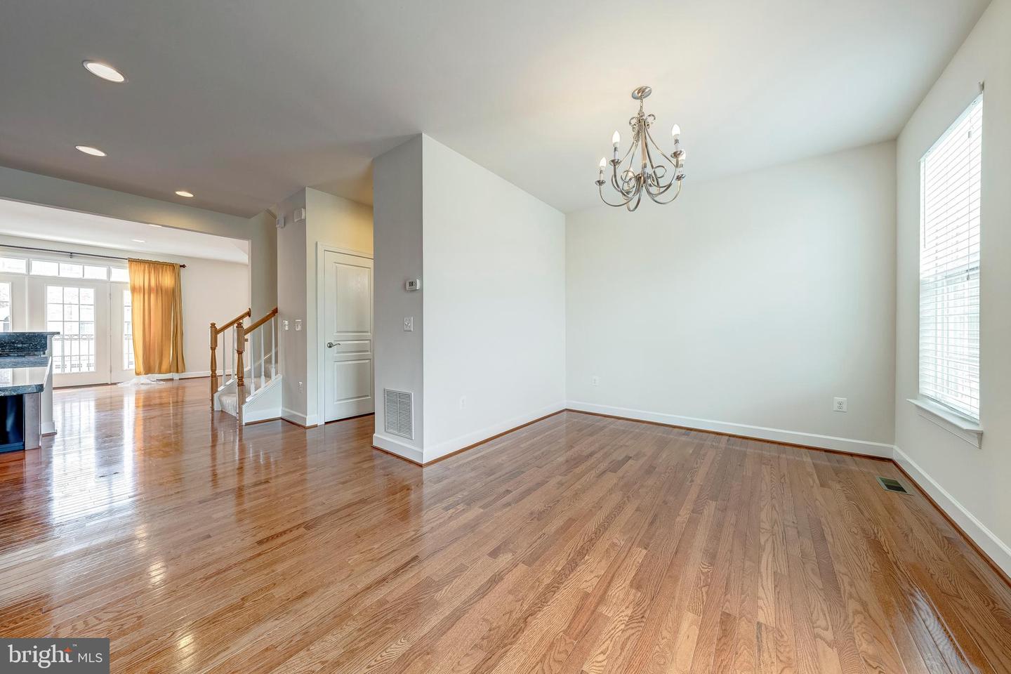 6225 SUMMIT POINT CT, ALEXANDRIA, Virginia 22310, 3 Bedrooms Bedrooms, ,3 BathroomsBathrooms,Residential,For sale,6225 SUMMIT POINT CT,VAFX2269872 MLS # VAFX2269872