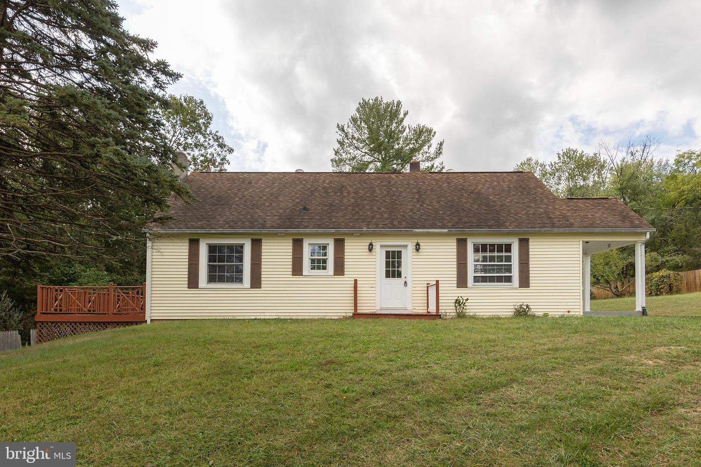 191 CHAPMAN LN, WINCHESTER, Virginia 22603, 3 Bedrooms Bedrooms, ,2 BathroomsBathrooms,Residential,For sale,191 CHAPMAN LN,VAFV2037124 MLS # VAFV2037124