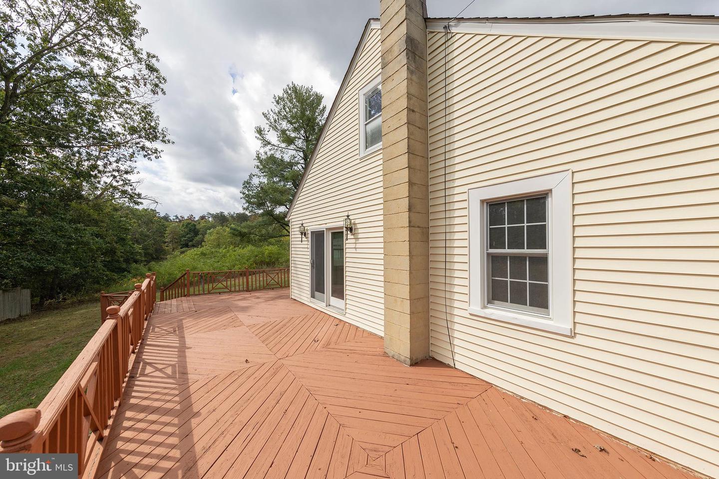 191 CHAPMAN LN, WINCHESTER, Virginia 22603, 3 Bedrooms Bedrooms, ,2 BathroomsBathrooms,Residential,For sale,191 CHAPMAN LN,VAFV2037124 MLS # VAFV2037124