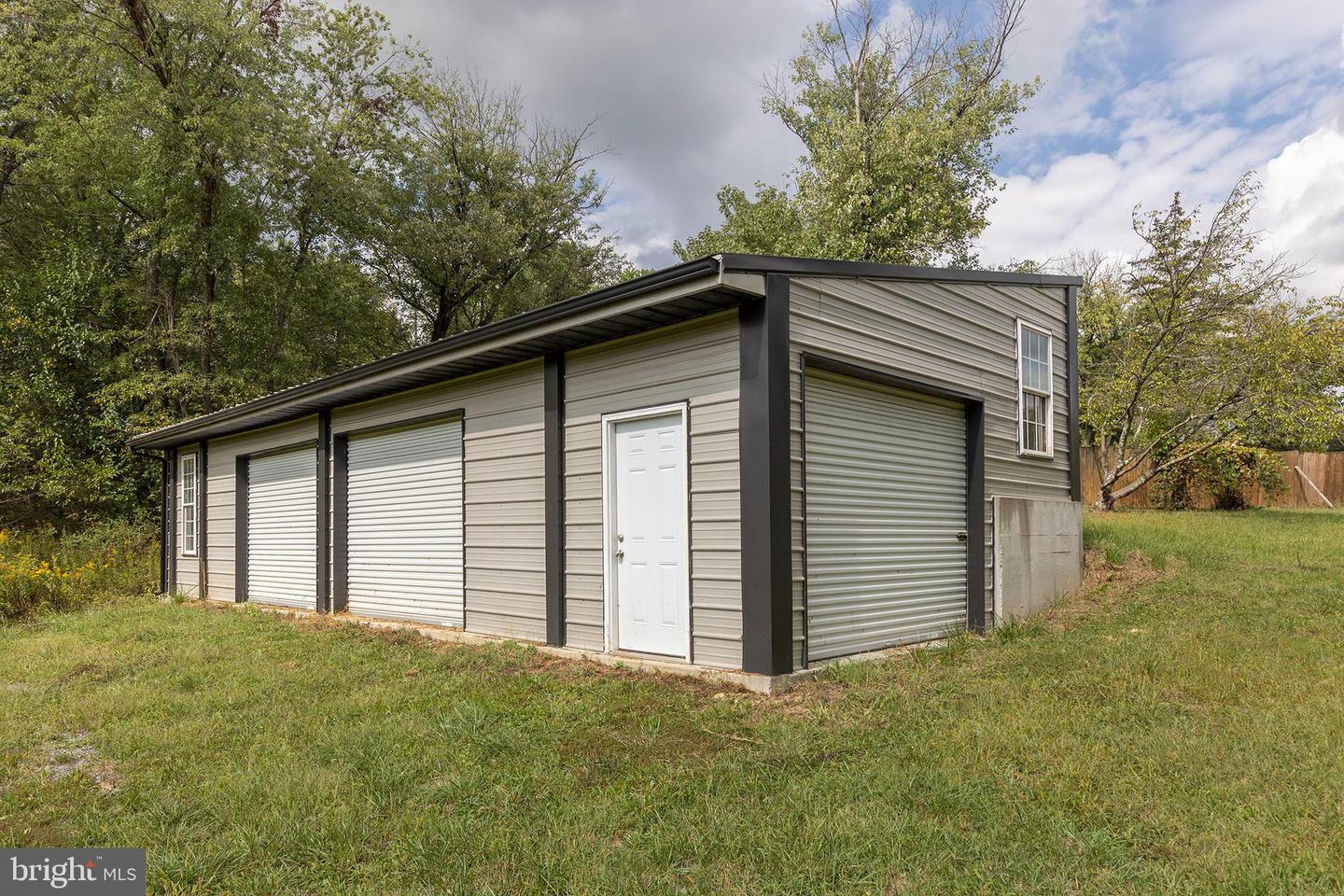 191 CHAPMAN LN, WINCHESTER, Virginia 22603, 3 Bedrooms Bedrooms, ,2 BathroomsBathrooms,Residential,For sale,191 CHAPMAN LN,VAFV2037124 MLS # VAFV2037124