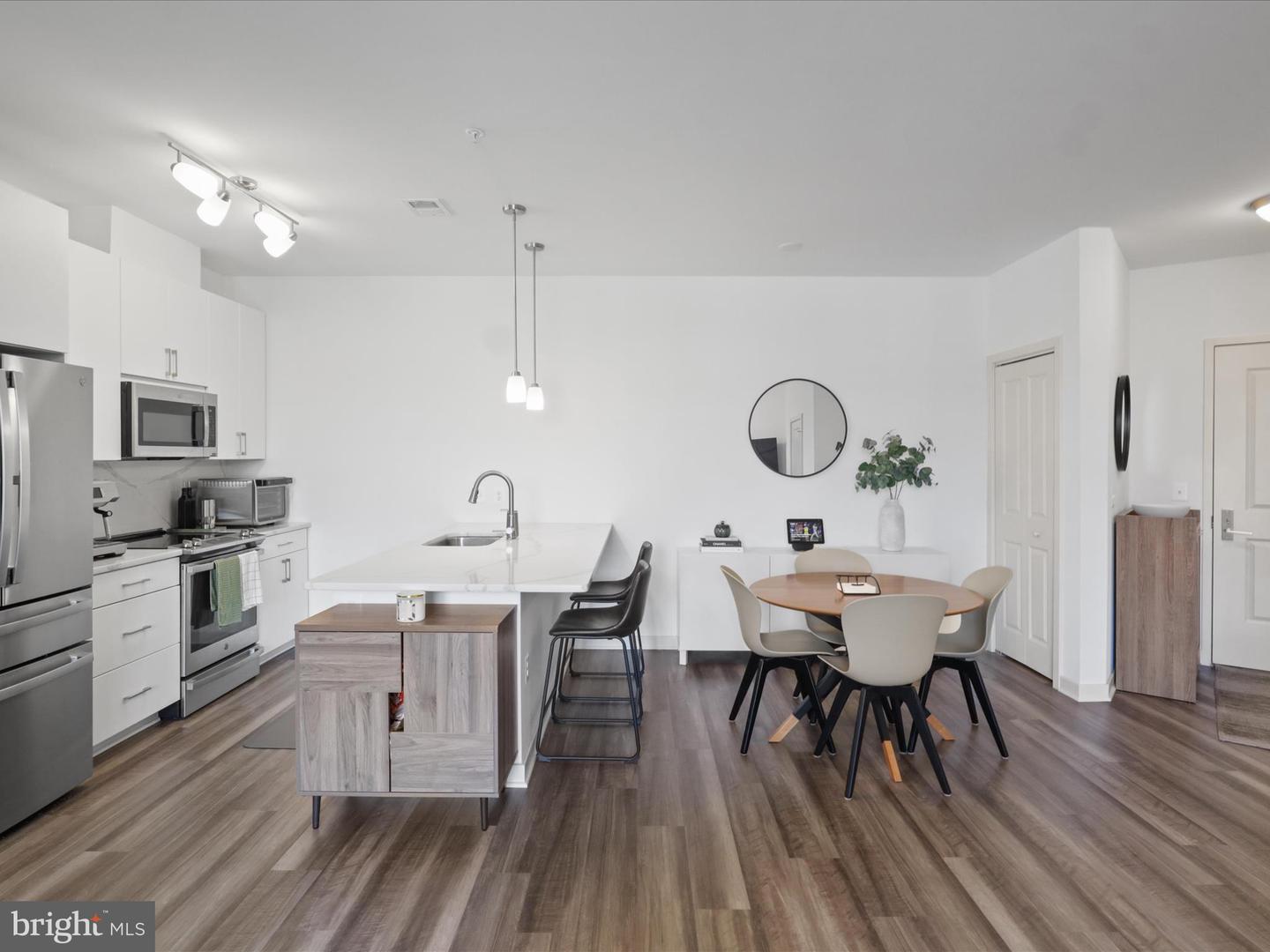 10755 FAIRGROUNDS DR #223, FAIRFAX, Virginia 22030, 2 Bedrooms Bedrooms, ,2 BathroomsBathrooms,Residential,For sale,10755 FAIRGROUNDS DR #223,VAFC2007120 MLS # VAFC2007120 10755 FAIRGROUNDS DR #223, FAIRFAX, Virginia 22030, 2 Bedrooms Bedrooms, ,2 BathroomsBathrooms,Residential,For sale,10755 FAIRGROUNDS DR #223,VAFC2007120 MLS # VAFC2007120