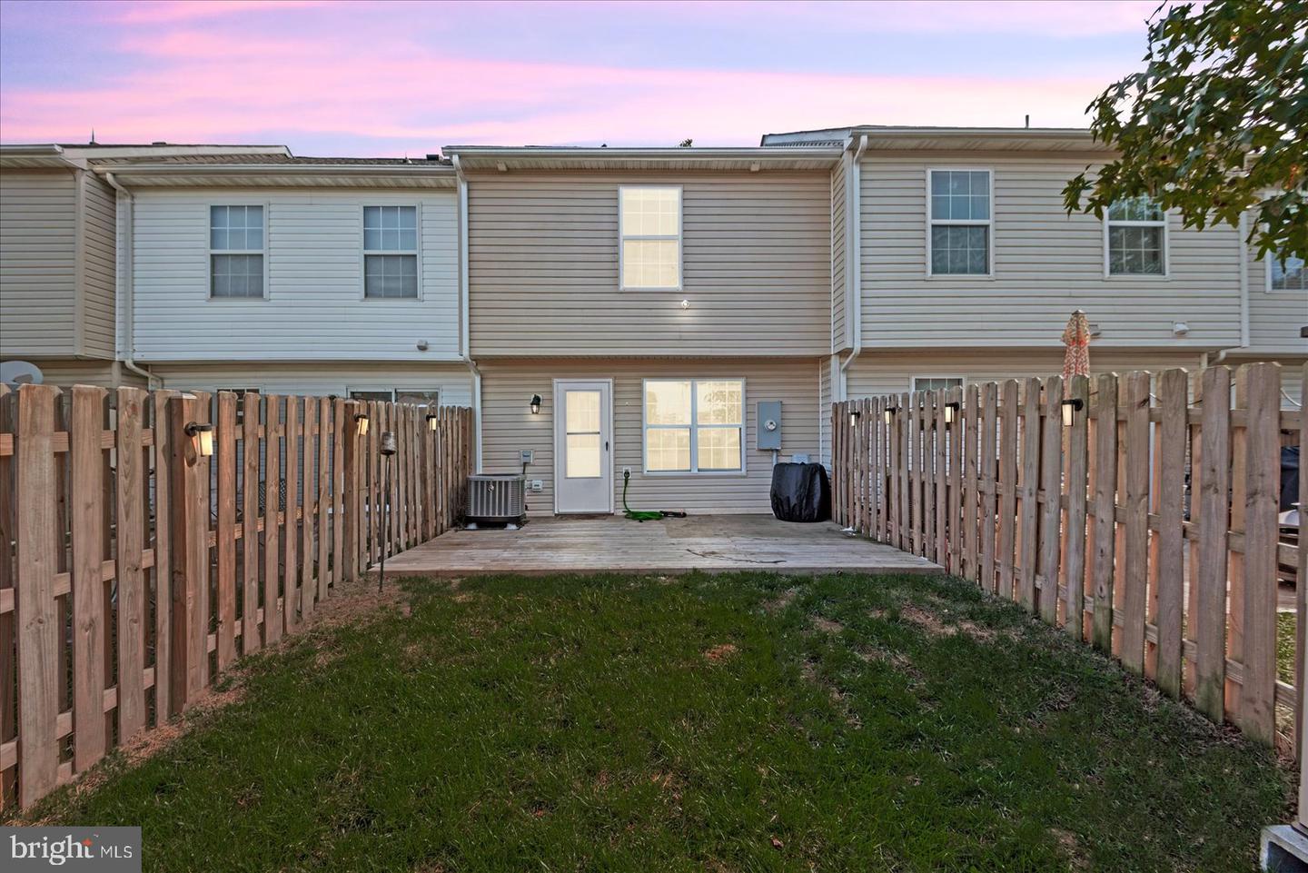 9806 COVENTRY CREEK DR, FREDERICKSBURG, Virginia 22408, 3 Bedrooms Bedrooms, ,2 BathroomsBathrooms,Residential,For sale,9806 COVENTRY CREEK DR,VASP2036610 MLS # VASP2036610