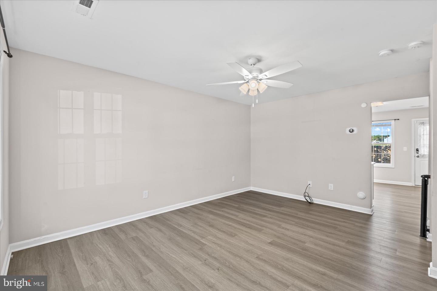 9806 COVENTRY CREEK DR, FREDERICKSBURG, Virginia 22408, 3 Bedrooms Bedrooms, ,2 BathroomsBathrooms,Residential,For sale,9806 COVENTRY CREEK DR,VASP2036610 MLS # VASP2036610