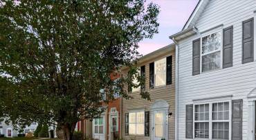 9806 COVENTRY CREEK DR, FREDERICKSBURG, Virginia 22408, 3 Bedrooms Bedrooms, ,2 BathroomsBathrooms,Residential,For sale,9806 COVENTRY CREEK DR,VASP2036610 MLS # VASP2036610