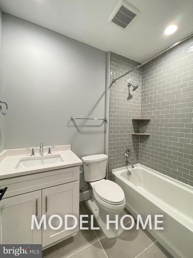 449 LAWYERS RD NW, VIENNA, Virginia 22180, 7 Bedrooms Bedrooms, ,6 BathroomsBathrooms,Residential,For sale,449 LAWYERS RD NW,VAFX2272828 MLS # VAFX2272828