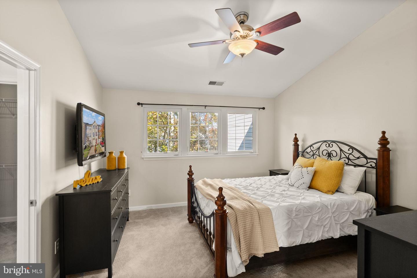 10146 ELGIN WAY, BRISTOW, Virginia 20136, 3 Bedrooms Bedrooms, ,2 BathroomsBathrooms,Residential,For sale,10146 ELGIN WAY,VAPW2105460 MLS # VAPW2105460