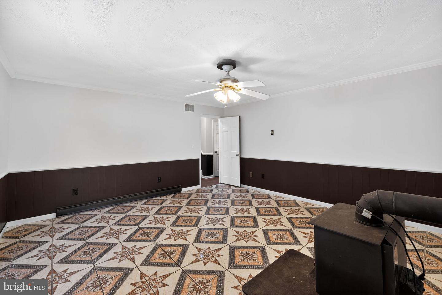 1000 EAST SIDE HWY, WAYNESBORO, Virginia 22980, 4 Bedrooms Bedrooms, ,2 BathroomsBathrooms,Residential,For sale,1000 EAST SIDE HWY,VAAG2002694 MLS # VAAG2002694 1000 EAST SIDE HWY, WAYNESBORO, Virginia 22980, 4 Bedrooms Bedrooms, ,2 BathroomsBathrooms,Residential,For sale,1000 EAST SIDE HWY,VAAG2002694 MLS # VAAG2002694