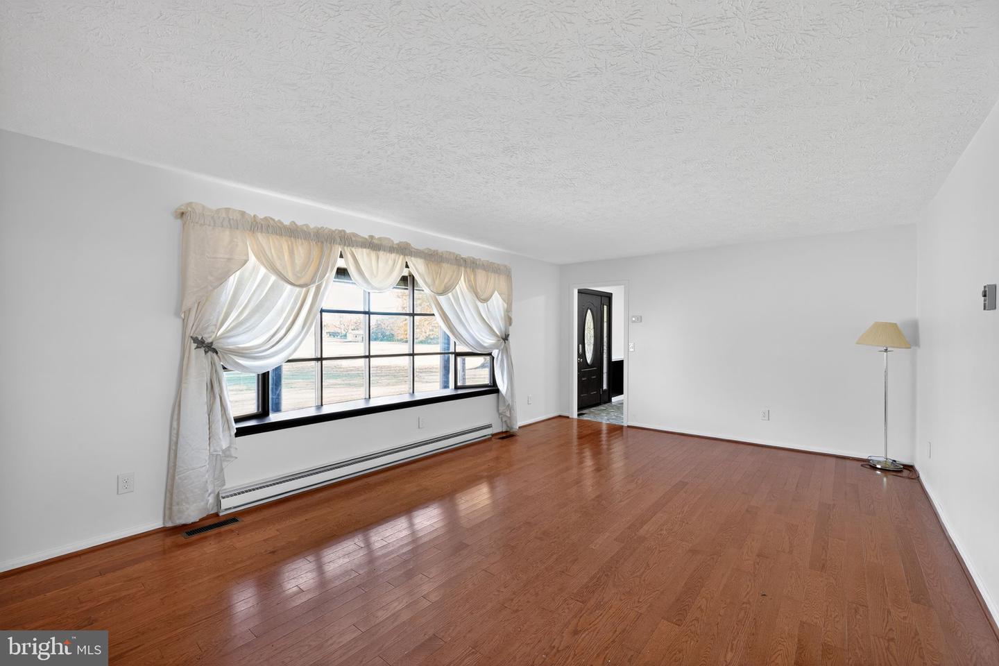 1000 EAST SIDE HWY, WAYNESBORO, Virginia 22980, 4 Bedrooms Bedrooms, ,2 BathroomsBathrooms,Residential,For sale,1000 EAST SIDE HWY,VAAG2002694 MLS # VAAG2002694 1000 EAST SIDE HWY, WAYNESBORO, Virginia 22980, 4 Bedrooms Bedrooms, ,2 BathroomsBathrooms,Residential,For sale,1000 EAST SIDE HWY,VAAG2002694 MLS # VAAG2002694