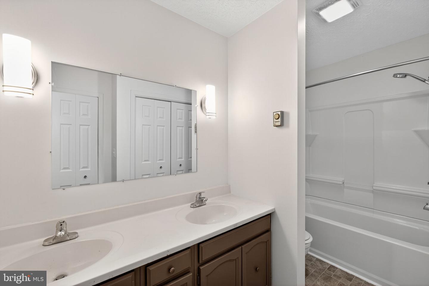 1000 EAST SIDE HWY, WAYNESBORO, Virginia 22980, 4 Bedrooms Bedrooms, ,2 BathroomsBathrooms,Residential,For sale,1000 EAST SIDE HWY,VAAG2002694 MLS # VAAG2002694 1000 EAST SIDE HWY, WAYNESBORO, Virginia 22980, 4 Bedrooms Bedrooms, ,2 BathroomsBathrooms,Residential,For sale,1000 EAST SIDE HWY,VAAG2002694 MLS # VAAG2002694