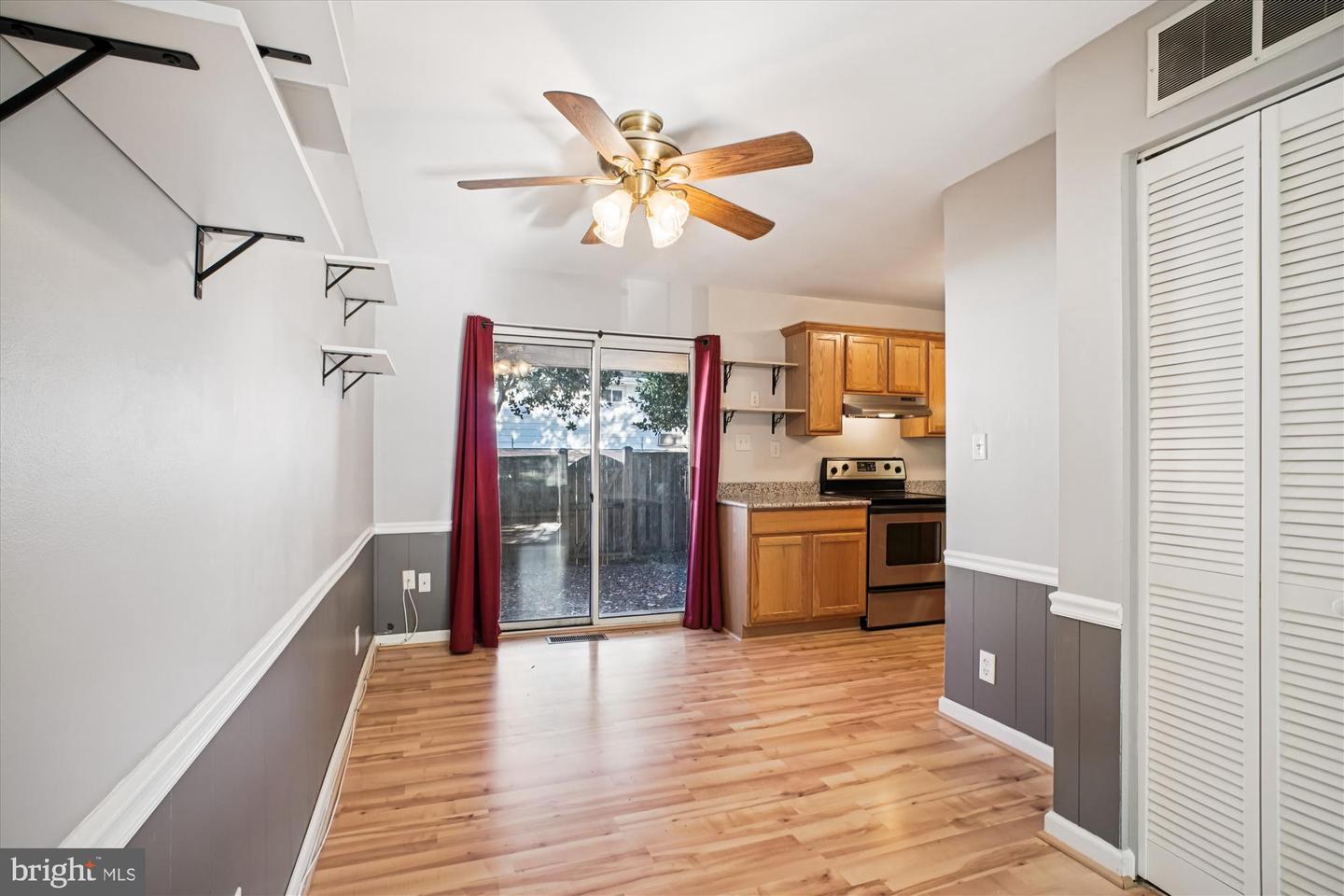 113 N COLLEGE DR #175, STERLING, Virginia 20164, 2 Bedrooms Bedrooms, ,1 BathroomBathrooms,Residential,For sale,113 N COLLEGE DR #175,VALO2108492 MLS # VALO2108492