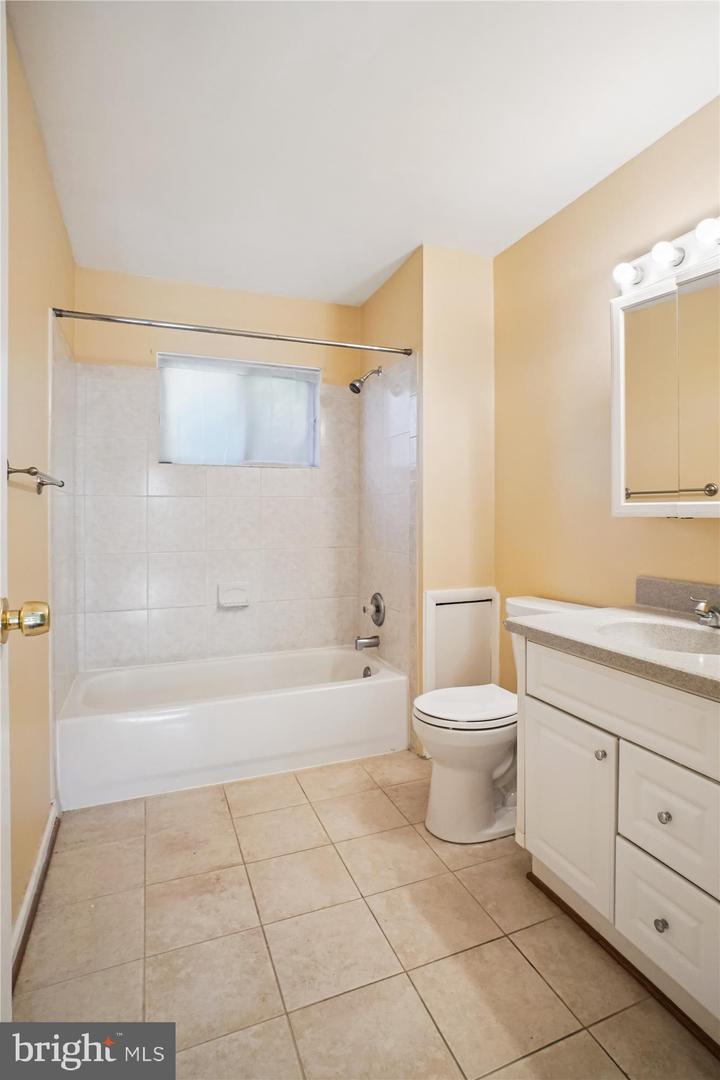 113 N COLLEGE DR #175, STERLING, Virginia 20164, 2 Bedrooms Bedrooms, ,1 BathroomBathrooms,Residential,For sale,113 N COLLEGE DR #175,VALO2108492 MLS # VALO2108492