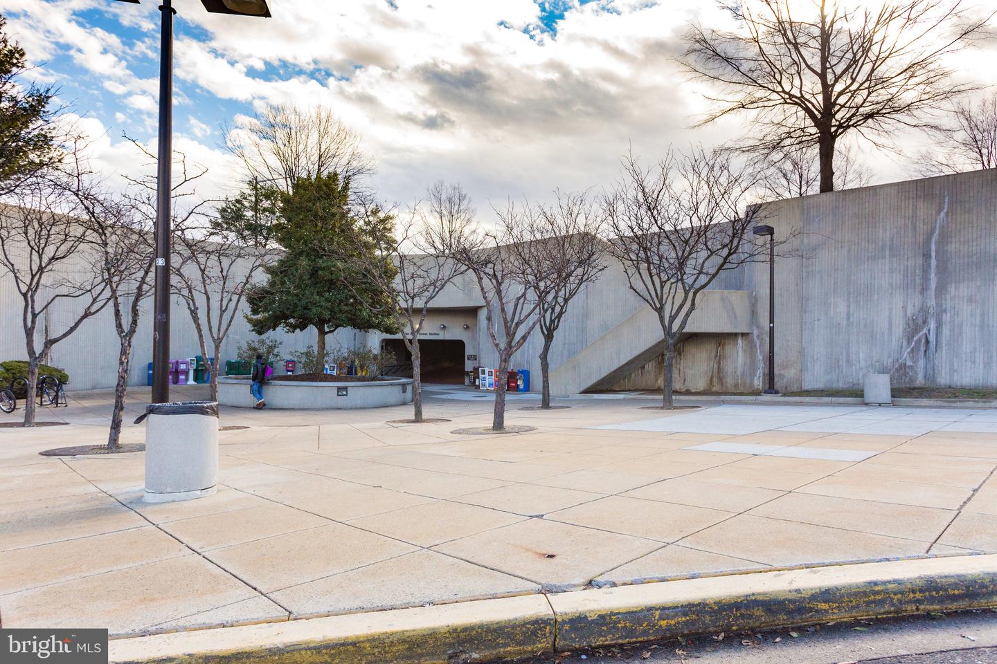 5432 EDSALL RIDGE PL, ALEXANDRIA, Virginia 22312, 4 Bedrooms Bedrooms, ,4 BathroomsBathrooms,Residential,For sale,5432 EDSALL RIDGE PL,VAFX2273406 MLS # VAFX2273406