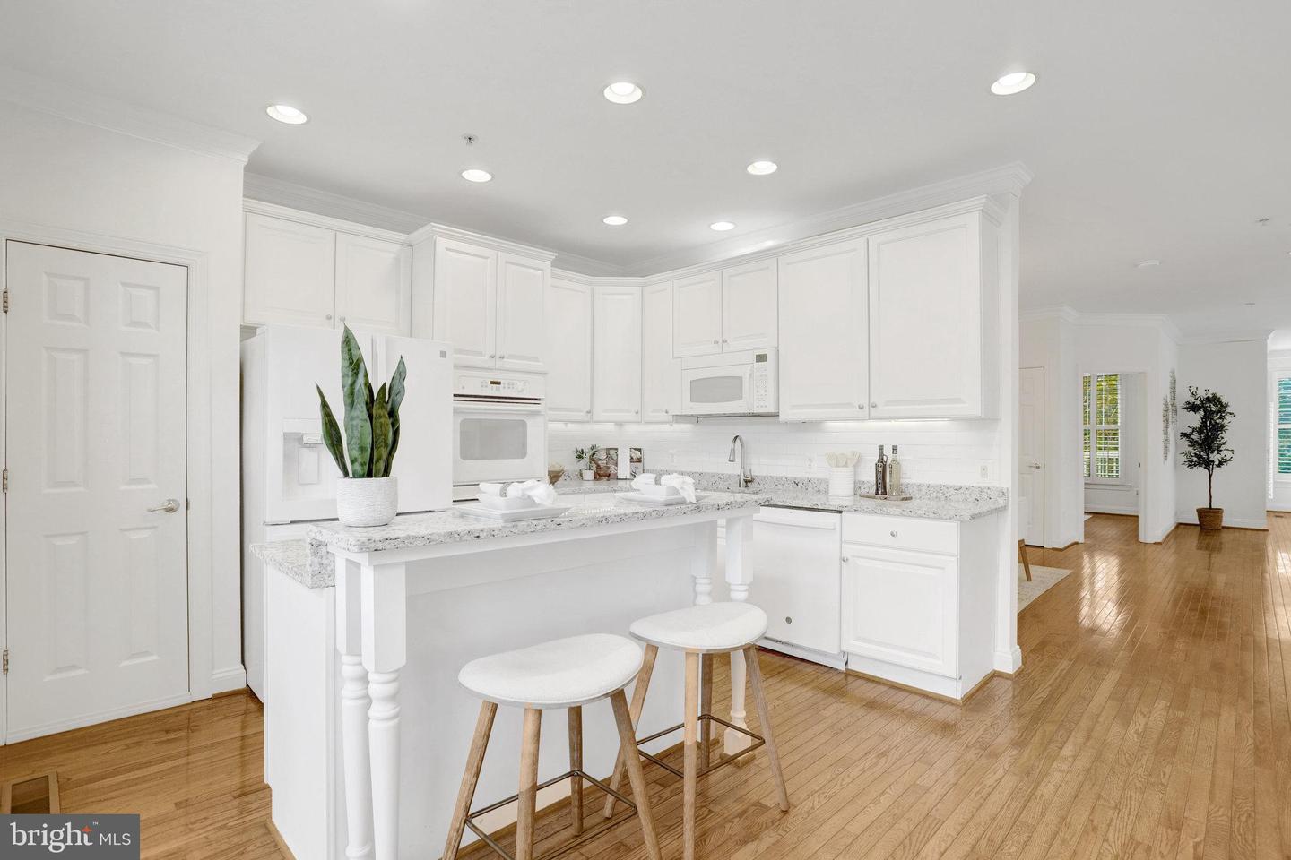 5432 EDSALL RIDGE PL, ALEXANDRIA, Virginia 22312, 4 Bedrooms Bedrooms, ,4 BathroomsBathrooms,Residential,For sale,5432 EDSALL RIDGE PL,VAFX2273406 MLS # VAFX2273406