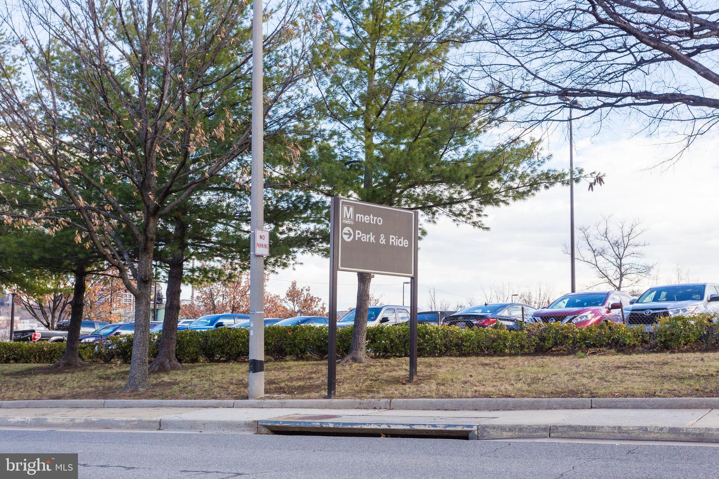 5432 EDSALL RIDGE PL, ALEXANDRIA, Virginia 22312, 4 Bedrooms Bedrooms, ,4 BathroomsBathrooms,Residential,For sale,5432 EDSALL RIDGE PL,VAFX2273406 MLS # VAFX2273406