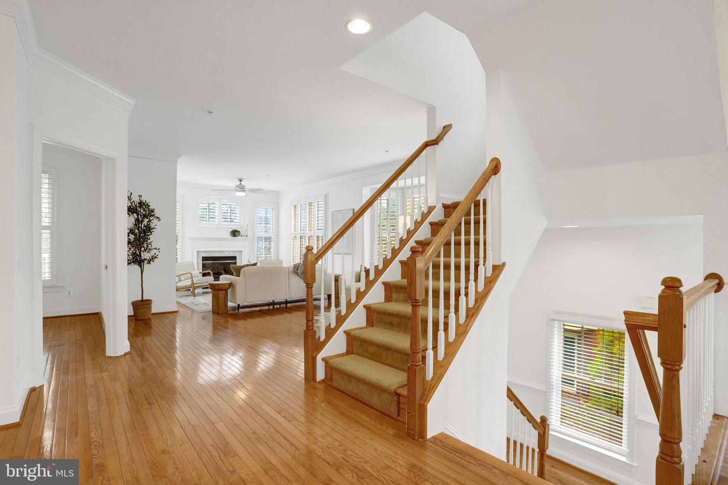 5432 EDSALL RIDGE PL, ALEXANDRIA, Virginia 22312, 4 Bedrooms Bedrooms, ,4 BathroomsBathrooms,Residential,For sale,5432 EDSALL RIDGE PL,VAFX2273406 MLS # VAFX2273406