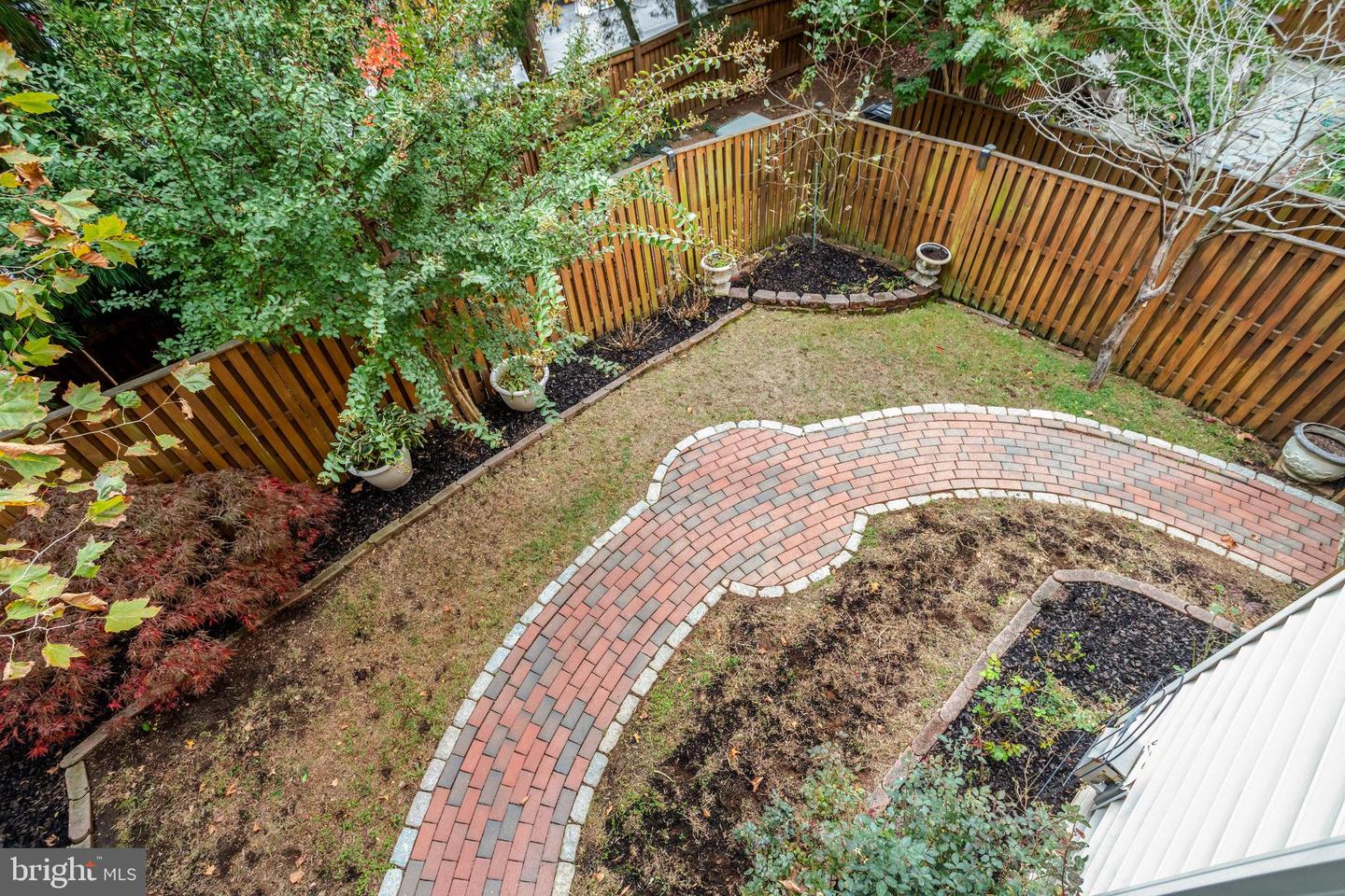 5432 EDSALL RIDGE PL, ALEXANDRIA, Virginia 22312, 4 Bedrooms Bedrooms, ,4 BathroomsBathrooms,Residential,For sale,5432 EDSALL RIDGE PL,VAFX2273406 MLS # VAFX2273406