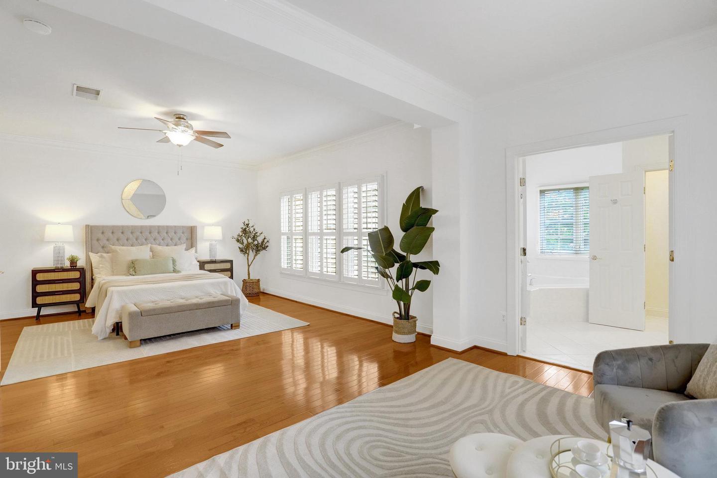 5432 EDSALL RIDGE PL, ALEXANDRIA, Virginia 22312, 4 Bedrooms Bedrooms, ,4 BathroomsBathrooms,Residential,For sale,5432 EDSALL RIDGE PL,VAFX2273406 MLS # VAFX2273406