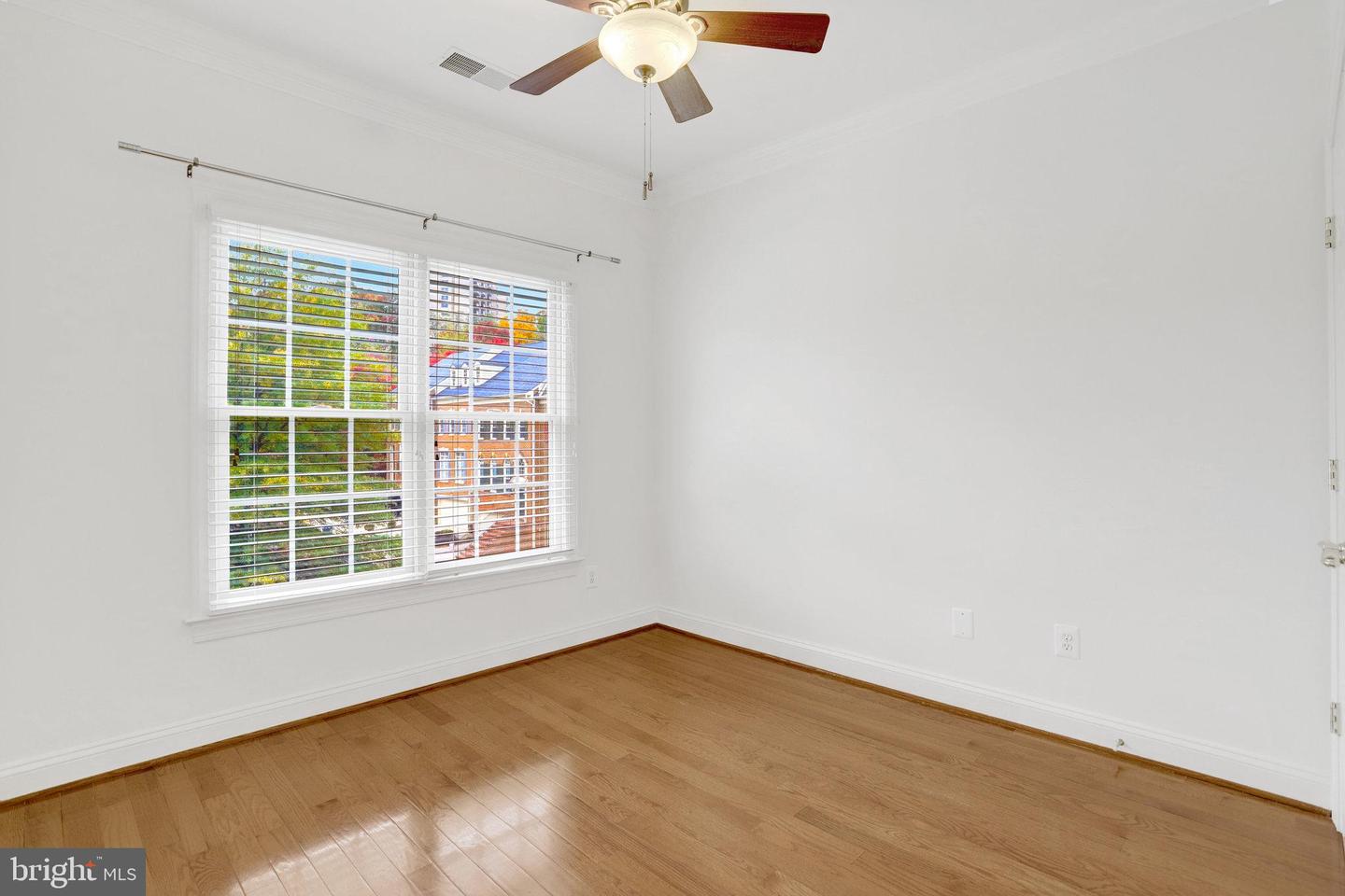 5432 EDSALL RIDGE PL, ALEXANDRIA, Virginia 22312, 4 Bedrooms Bedrooms, ,4 BathroomsBathrooms,Residential,For sale,5432 EDSALL RIDGE PL,VAFX2273406 MLS # VAFX2273406