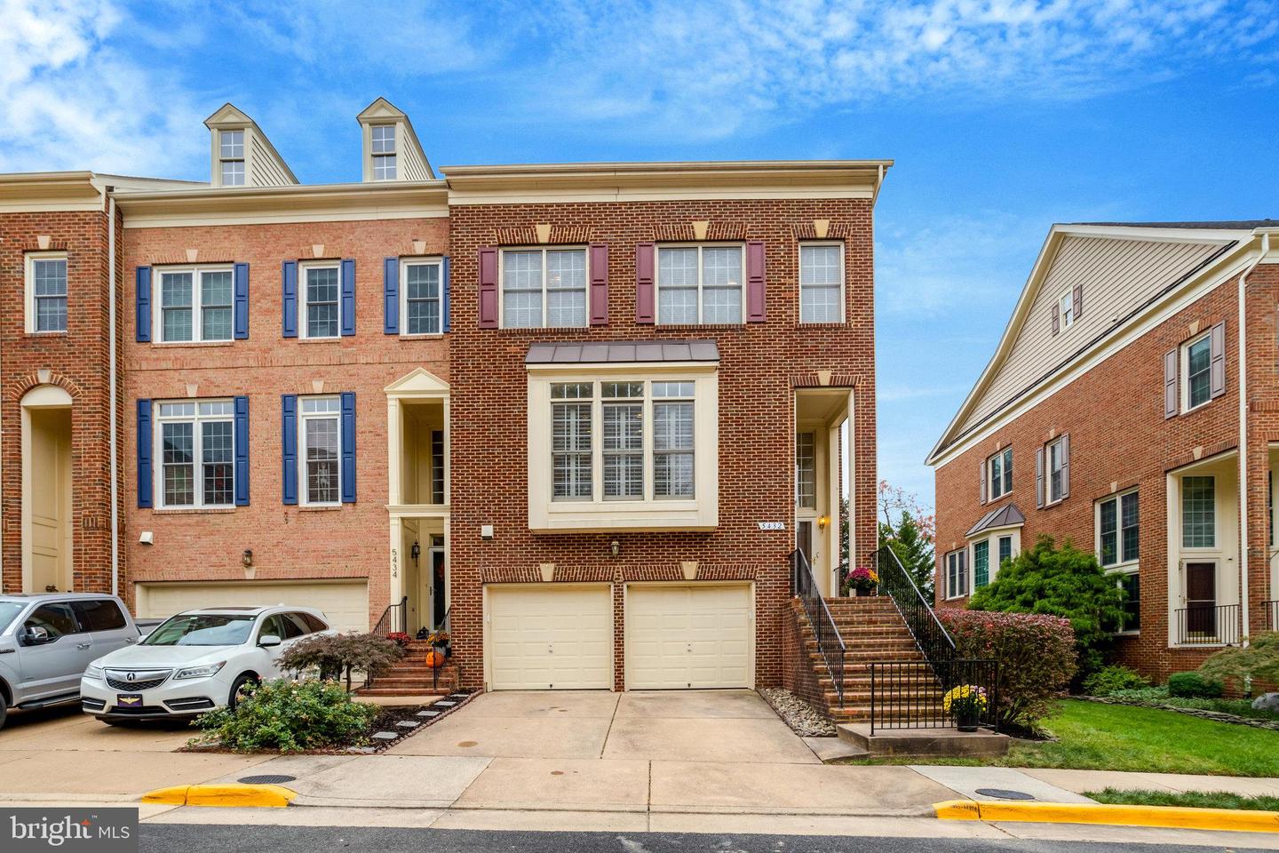 5432 EDSALL RIDGE PL, ALEXANDRIA, Virginia 22312, 4 Bedrooms Bedrooms, ,4 BathroomsBathrooms,Residential,For sale,5432 EDSALL RIDGE PL,VAFX2273406 MLS # VAFX2273406