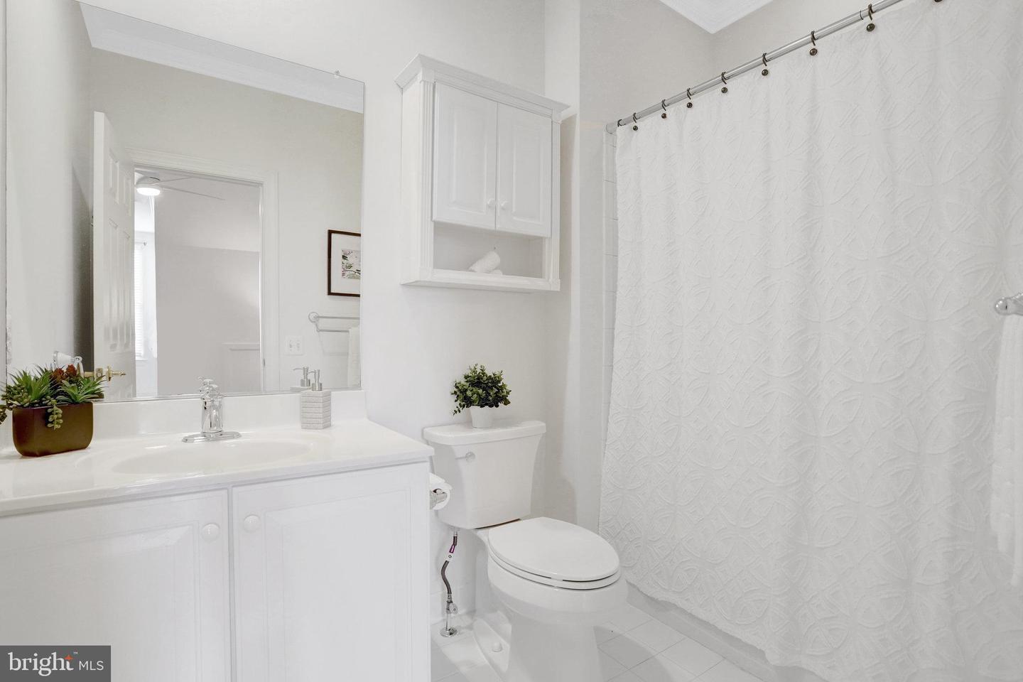 5432 EDSALL RIDGE PL, ALEXANDRIA, Virginia 22312, 4 Bedrooms Bedrooms, ,4 BathroomsBathrooms,Residential,For sale,5432 EDSALL RIDGE PL,VAFX2273406 MLS # VAFX2273406