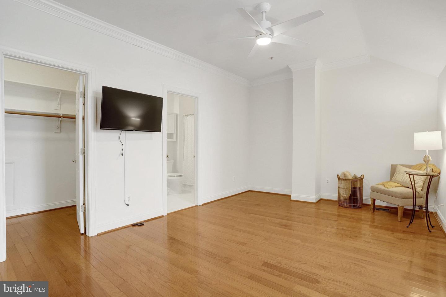 5432 EDSALL RIDGE PL, ALEXANDRIA, Virginia 22312, 4 Bedrooms Bedrooms, ,4 BathroomsBathrooms,Residential,For sale,5432 EDSALL RIDGE PL,VAFX2273406 MLS # VAFX2273406