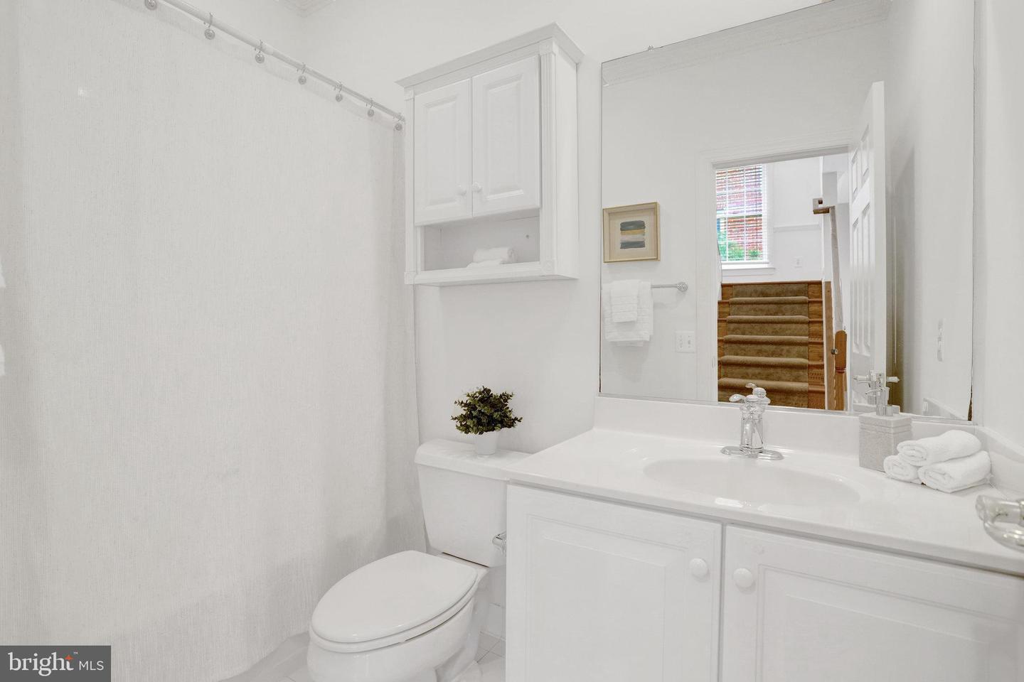 5432 EDSALL RIDGE PL, ALEXANDRIA, Virginia 22312, 4 Bedrooms Bedrooms, ,4 BathroomsBathrooms,Residential,For sale,5432 EDSALL RIDGE PL,VAFX2273406 MLS # VAFX2273406