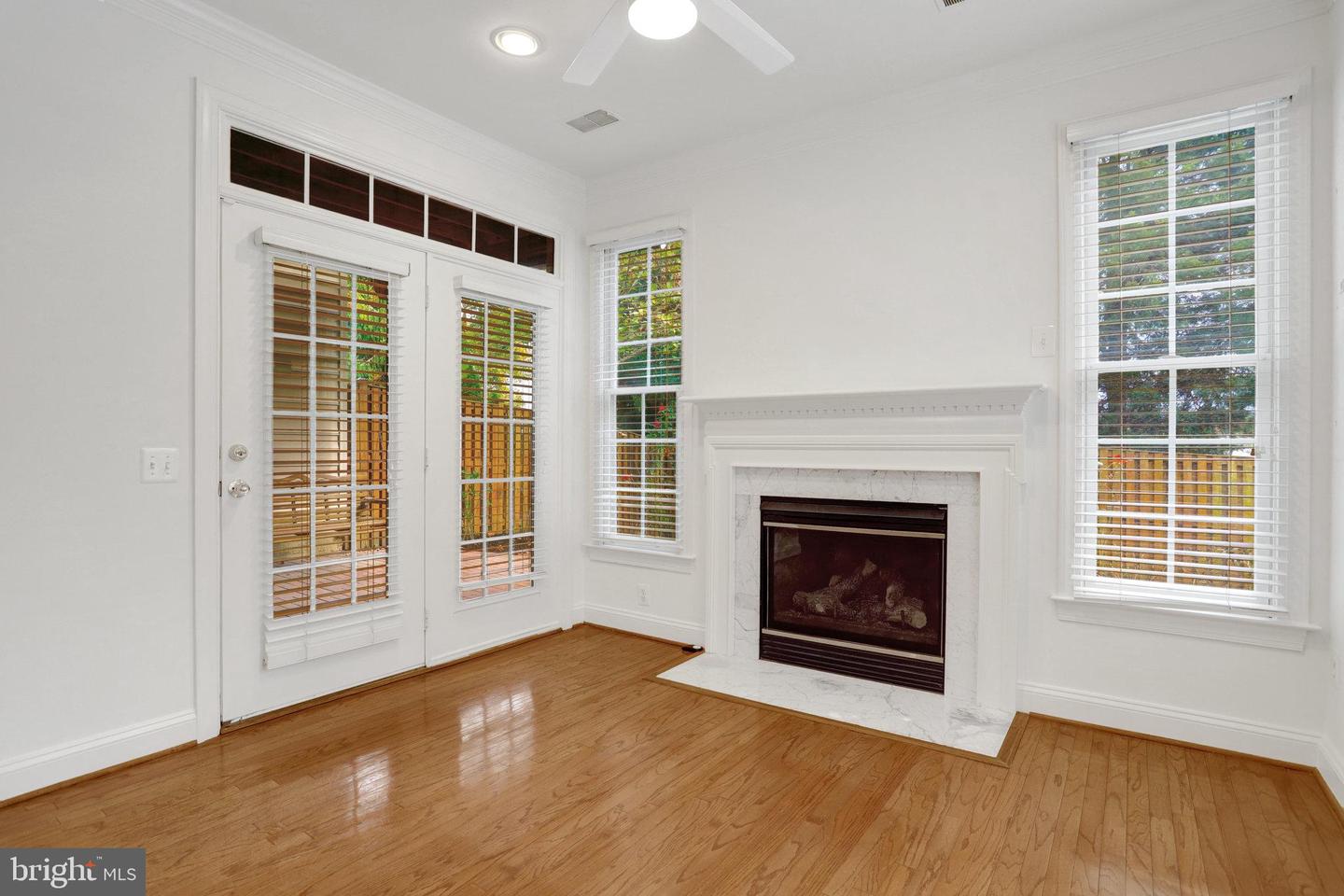 5432 EDSALL RIDGE PL, ALEXANDRIA, Virginia 22312, 4 Bedrooms Bedrooms, ,4 BathroomsBathrooms,Residential,For sale,5432 EDSALL RIDGE PL,VAFX2273406 MLS # VAFX2273406