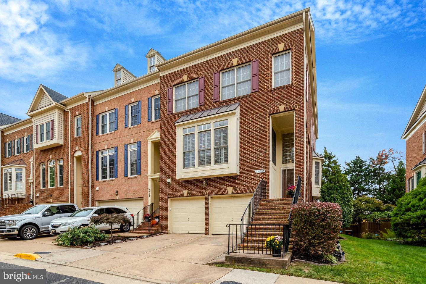 5432 EDSALL RIDGE PL, ALEXANDRIA, Virginia 22312, 4 Bedrooms Bedrooms, ,4 BathroomsBathrooms,Residential,For sale,5432 EDSALL RIDGE PL,VAFX2273406 MLS # VAFX2273406