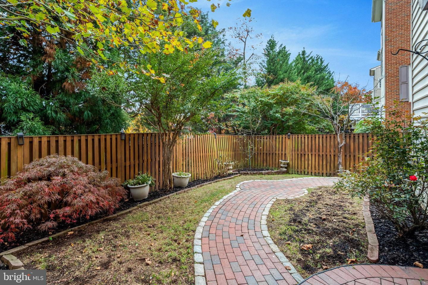 5432 EDSALL RIDGE PL, ALEXANDRIA, Virginia 22312, 4 Bedrooms Bedrooms, ,4 BathroomsBathrooms,Residential,For sale,5432 EDSALL RIDGE PL,VAFX2273406 MLS # VAFX2273406