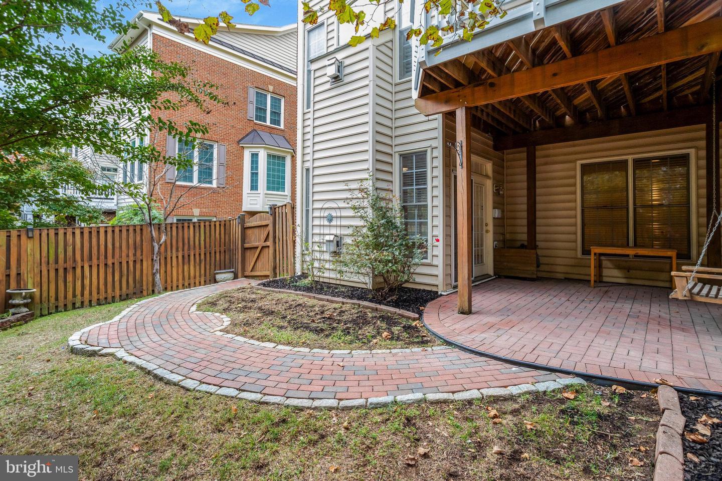 5432 EDSALL RIDGE PL, ALEXANDRIA, Virginia 22312, 4 Bedrooms Bedrooms, ,4 BathroomsBathrooms,Residential,For sale,5432 EDSALL RIDGE PL,VAFX2273406 MLS # VAFX2273406